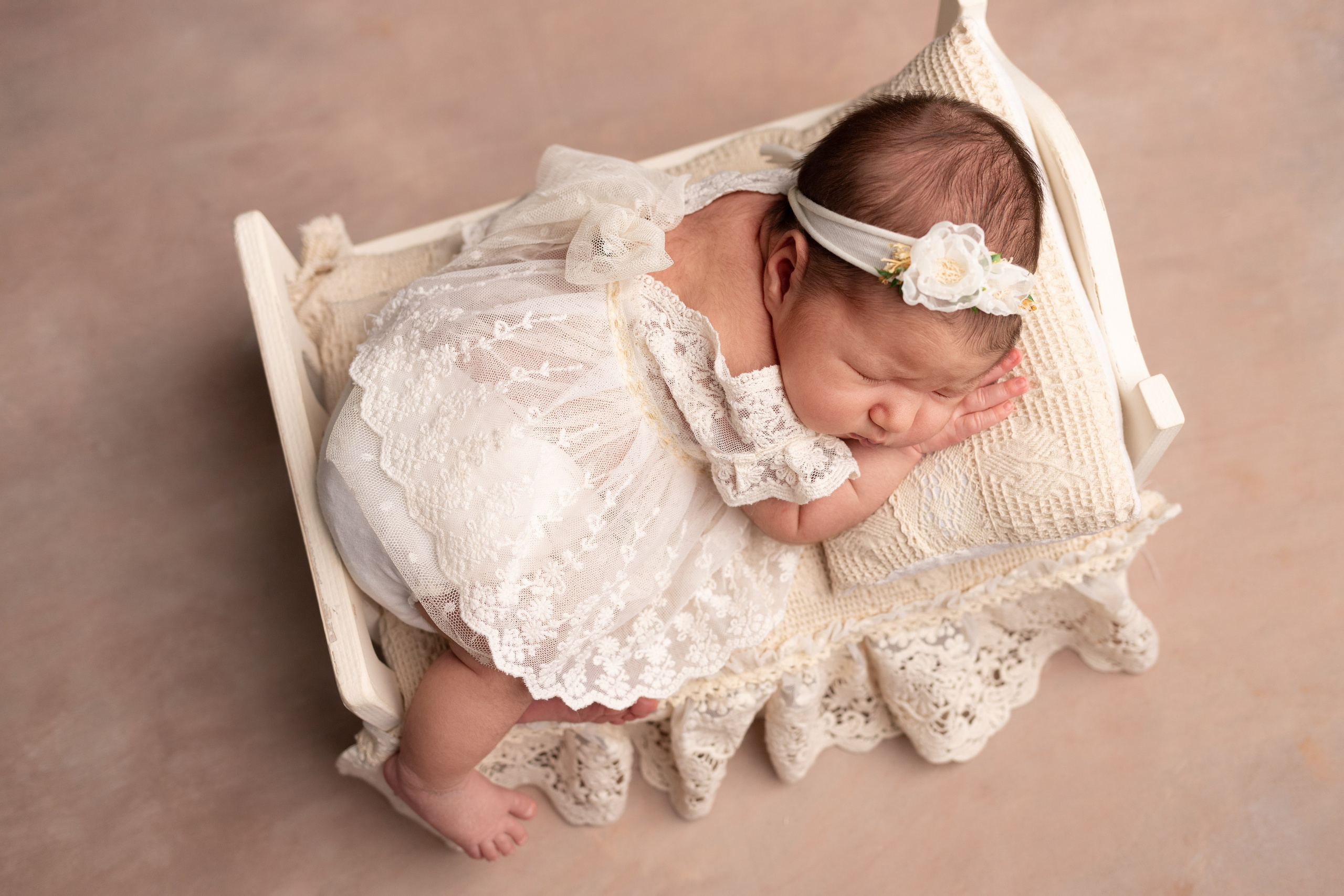 Алиса. Фотограф новорожденных в г. Оренбурге Екатерина Козлова