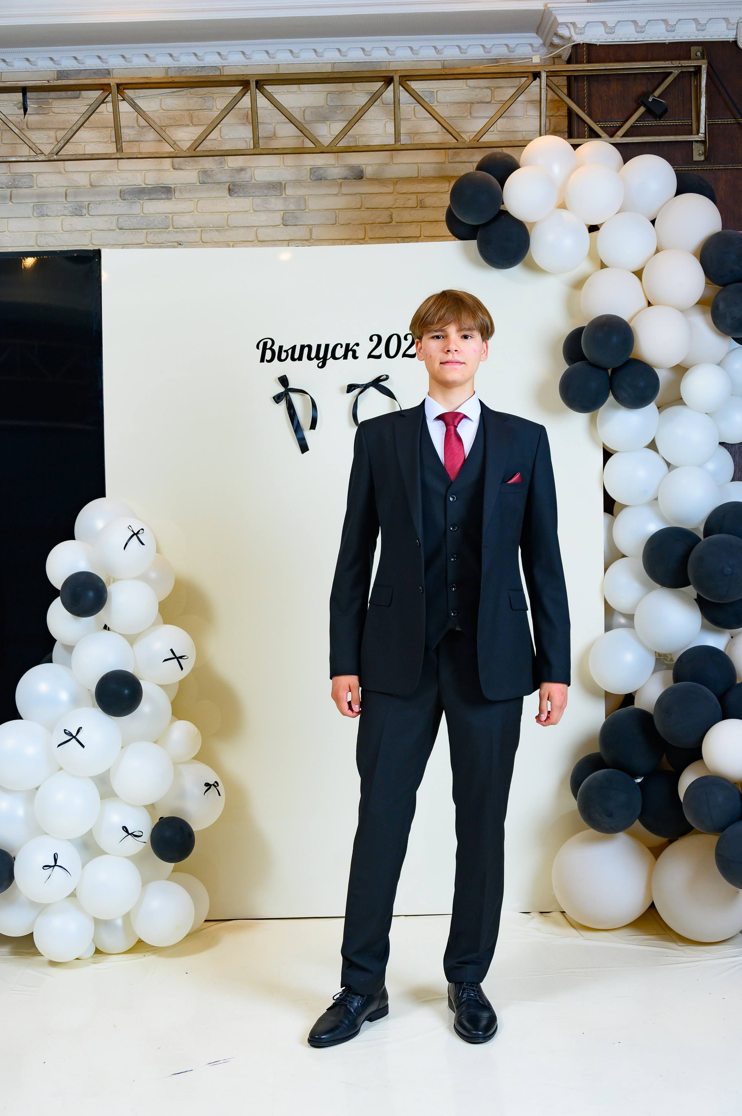 Выпускной 2025 11 кл. Семейный и детский фотограф в Новороссийске Лебедева Елена