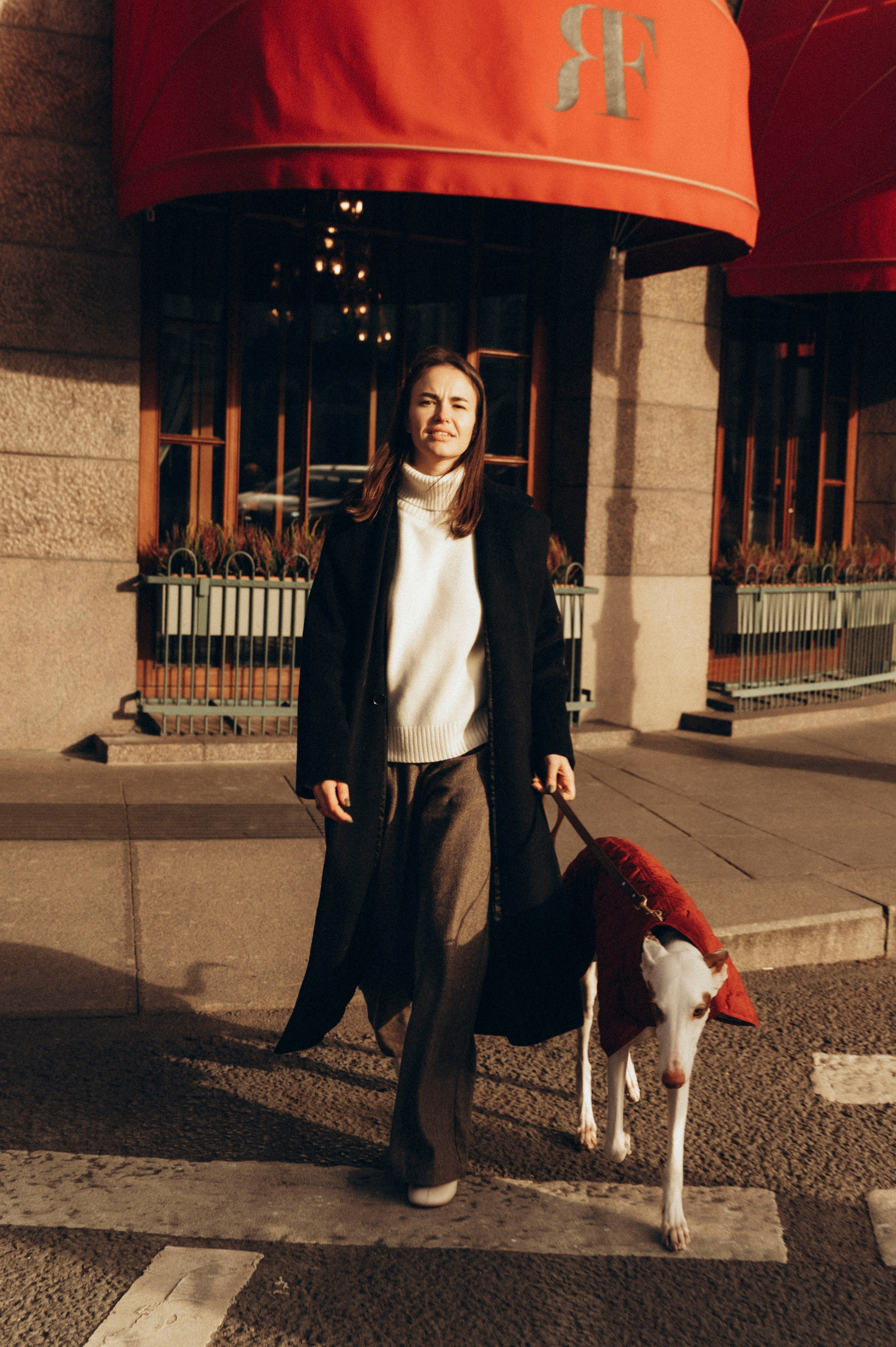 Валерия. Профессиональный фотограф беременности в СПБ. Стильные фотосессии беременности в стиле минимализм и классическая фотография