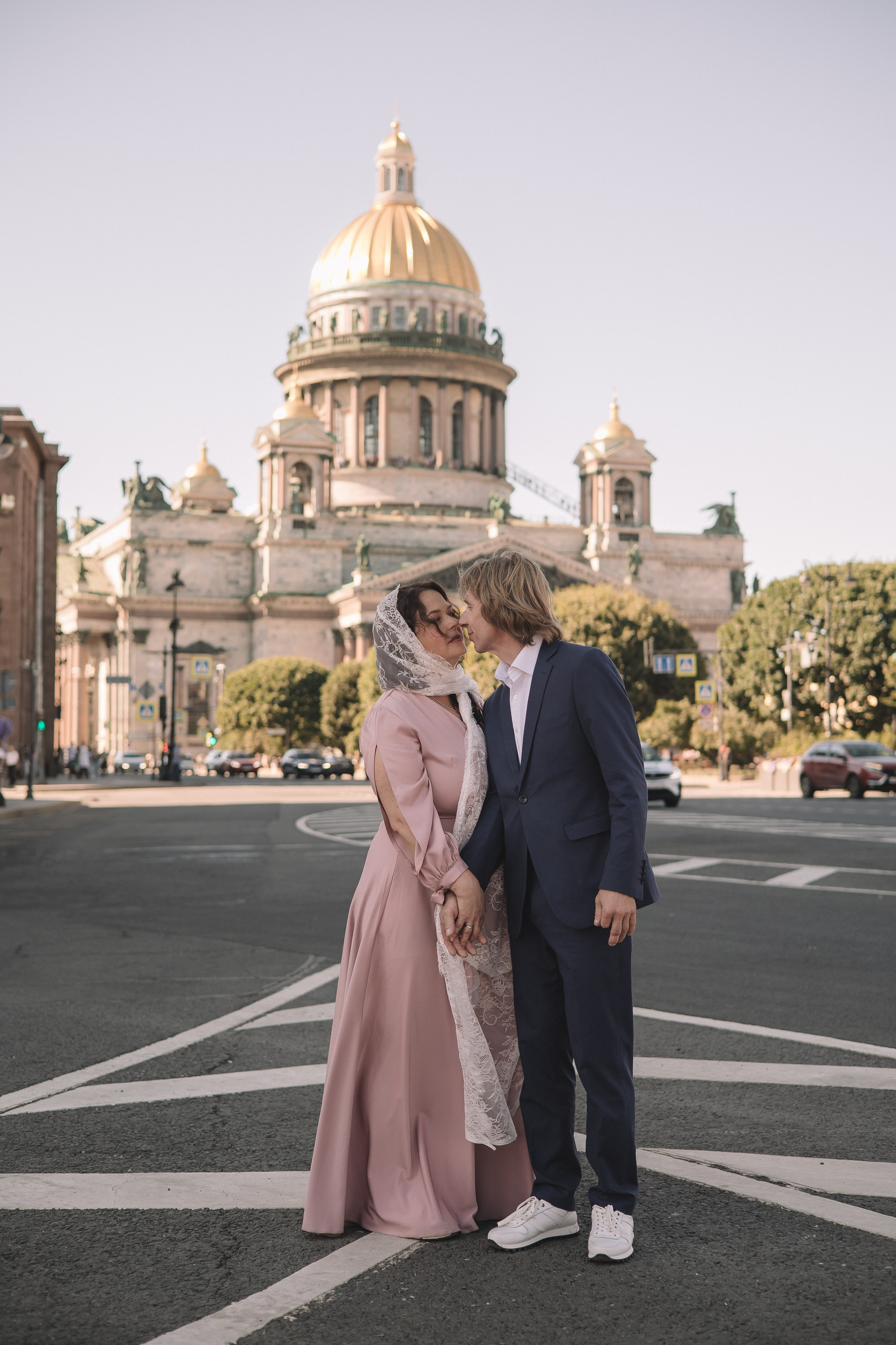 Венчание в Исаакиевском Соборе. Семейный фотограф в Санкт-Петербурге. Запечатление мгновений и ярких воспоминаний в Вашей жизни