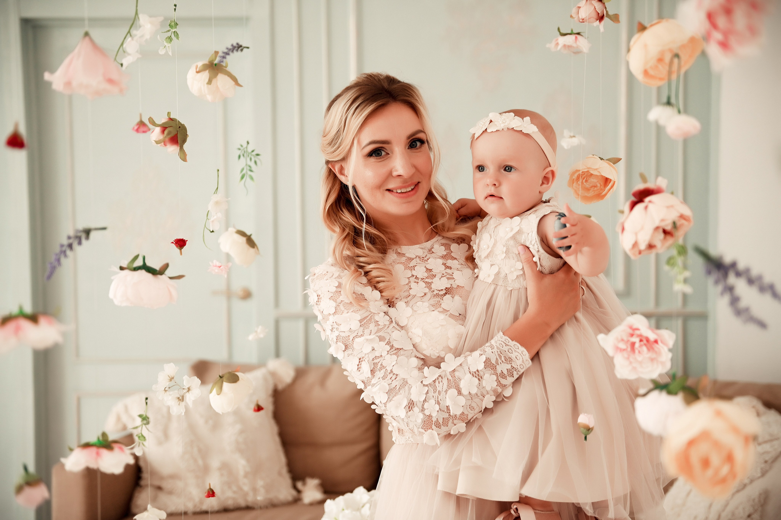 Семейная на 1 годик. Свадебный, семейный, детский, контент фотограф в Омске Максим Ильин