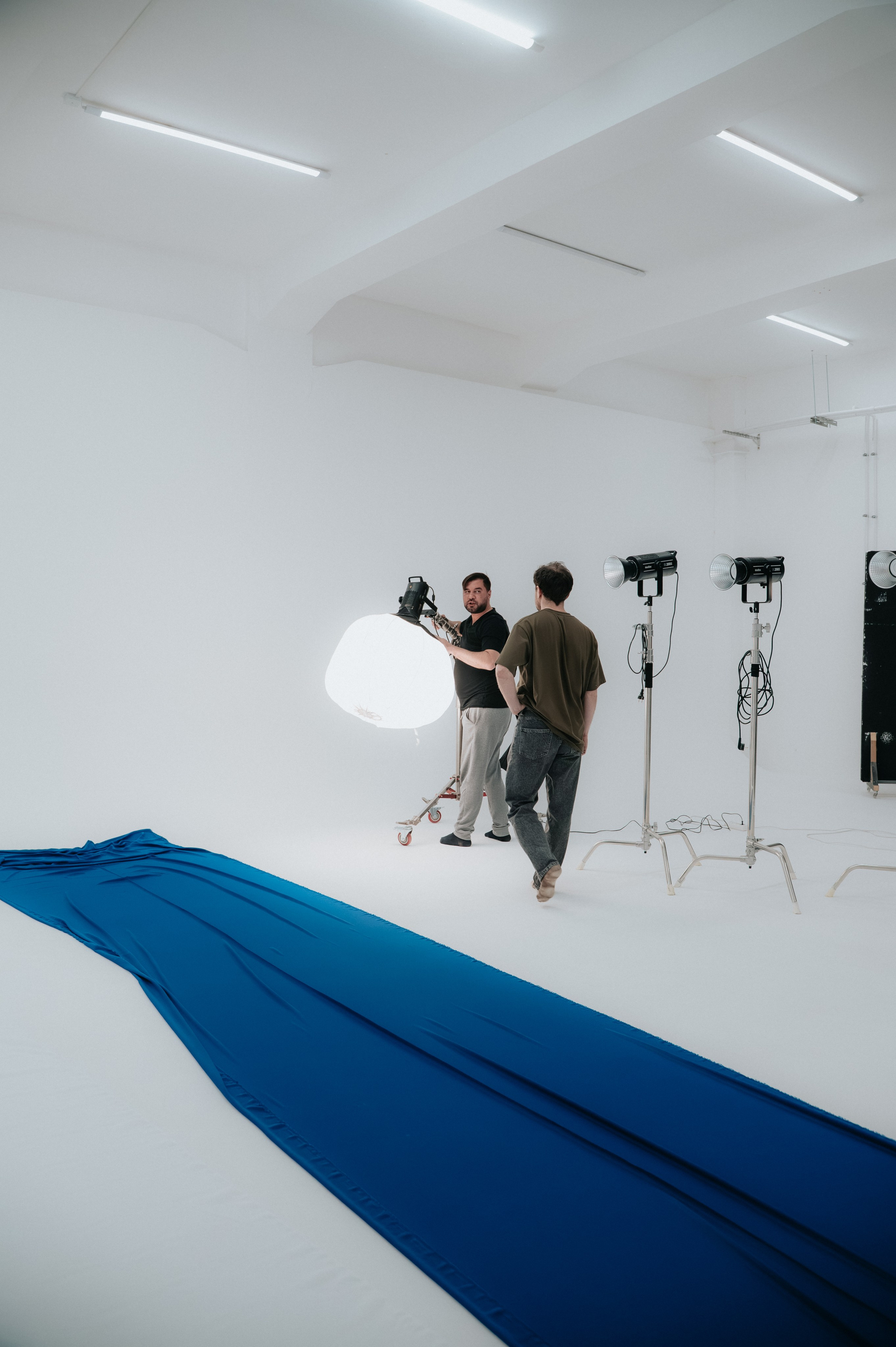 Кавер группа барбарабэнд (бэкстейдж со съёмок промо). Фотограф/видеограф Богдан Голованов