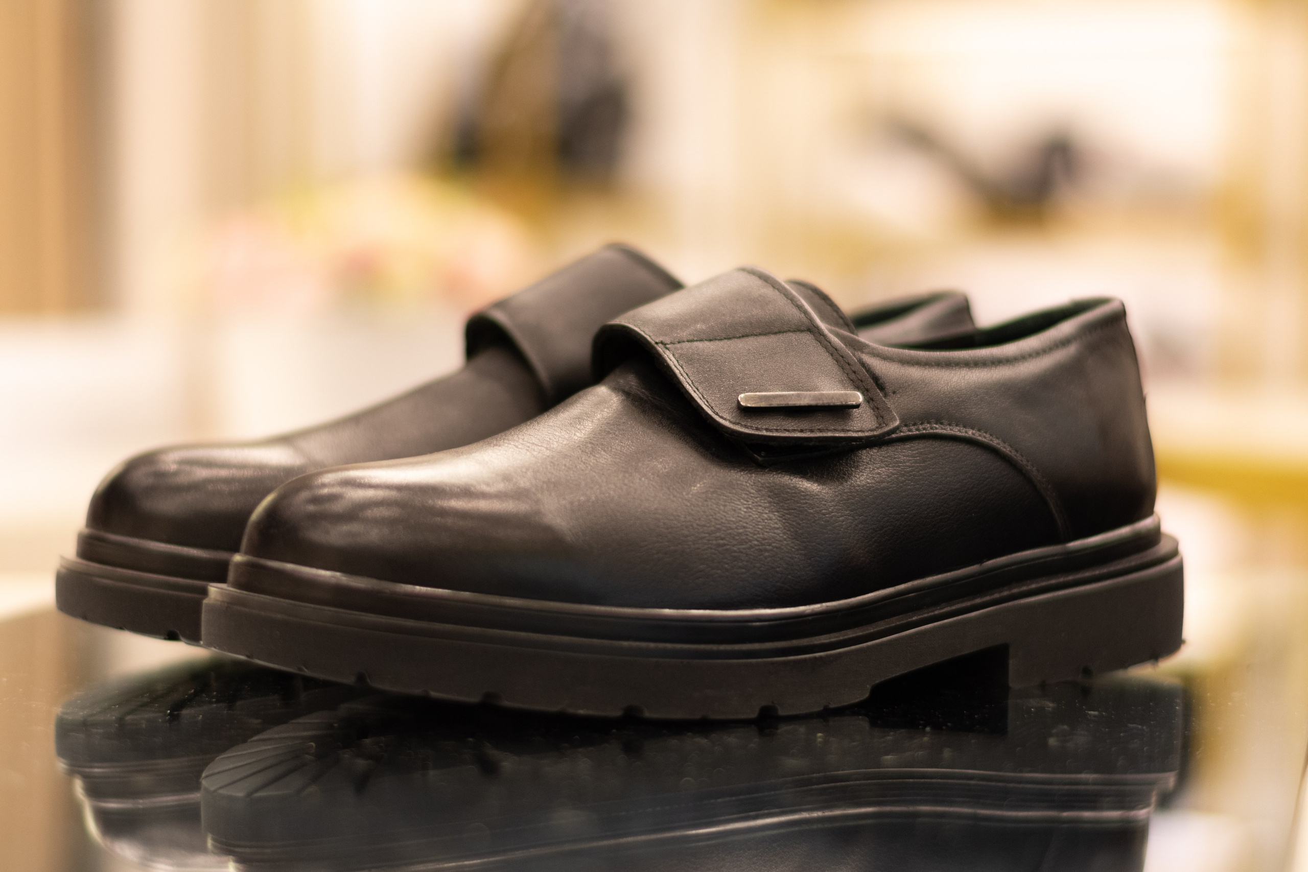 Для организаций. Предметная фотосессия для обувного магазина Capsula. Фотограф/видеограф Богдан Голованов