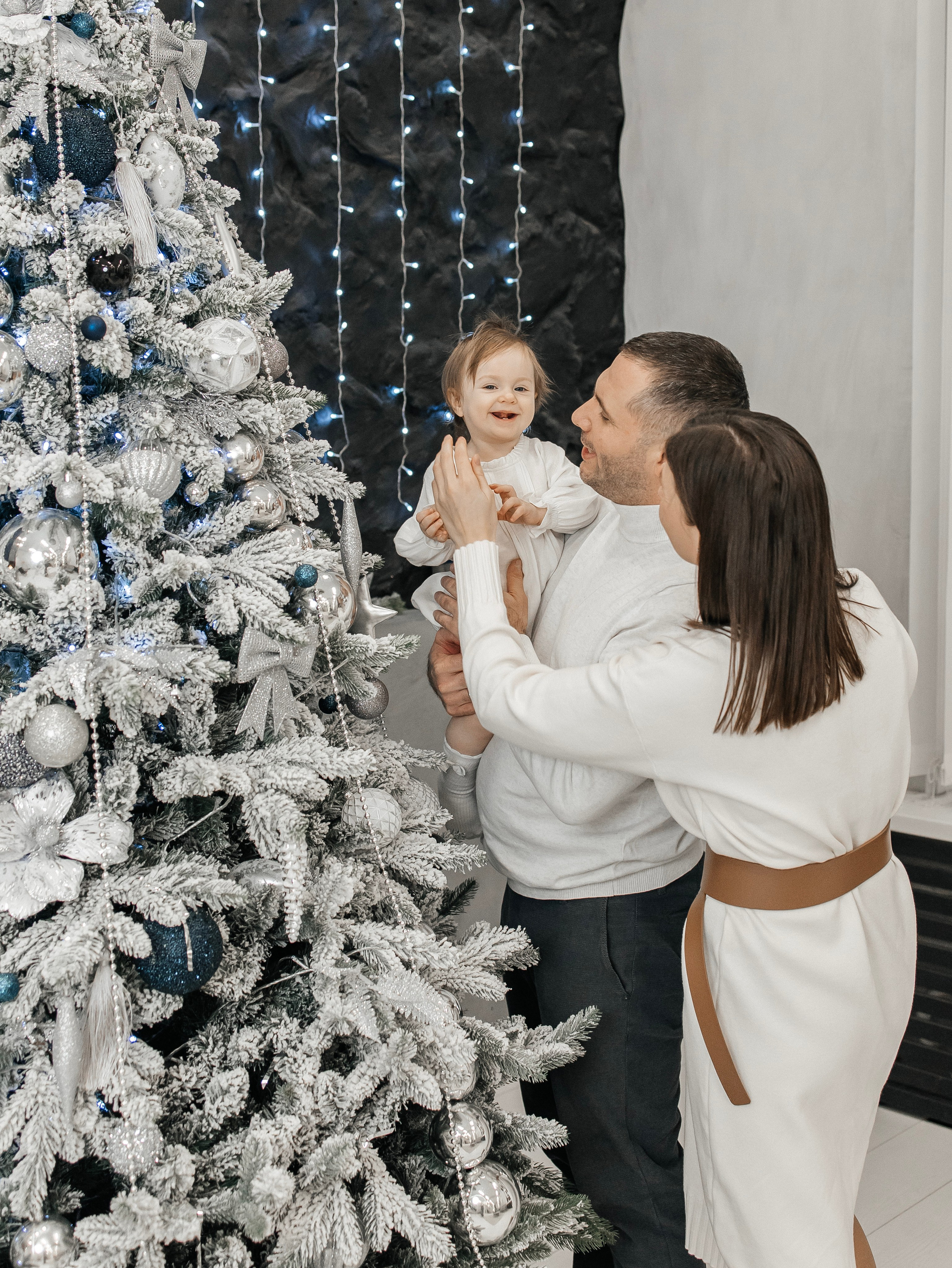 Мария Александр и Кристина. Главная