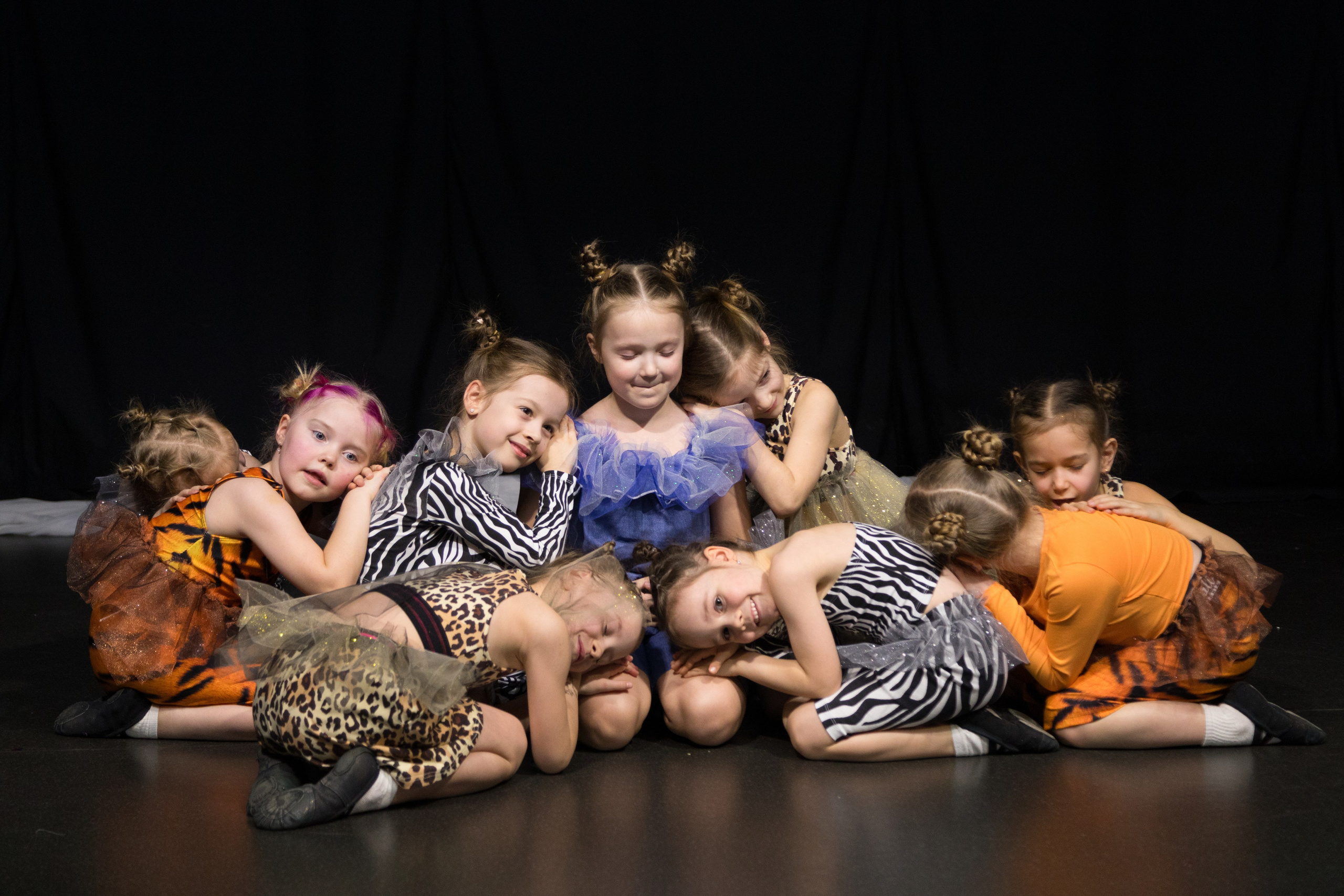 Отчетный танцевальный концерт детей 2-7 лет. Детский и контент фотограф Надя Волкова Санкт-Петербург