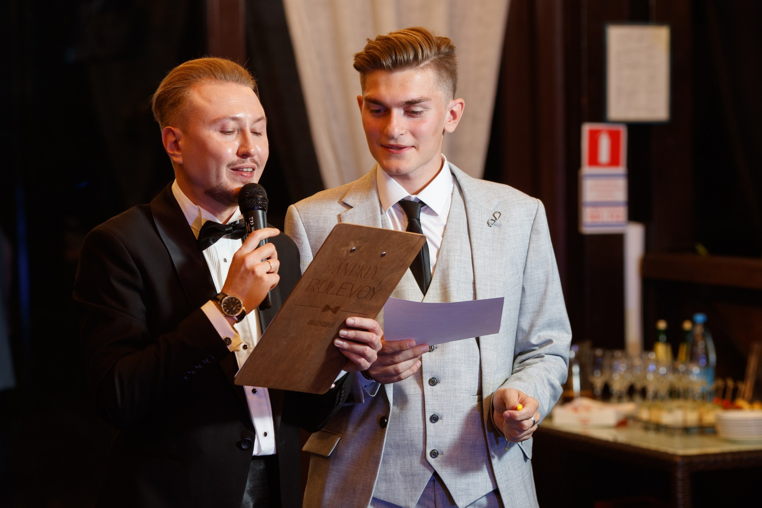 Свадебные банкеты. Ведущий на свадьбу и корпоратив Москва и Московская область Андрей Рулевой