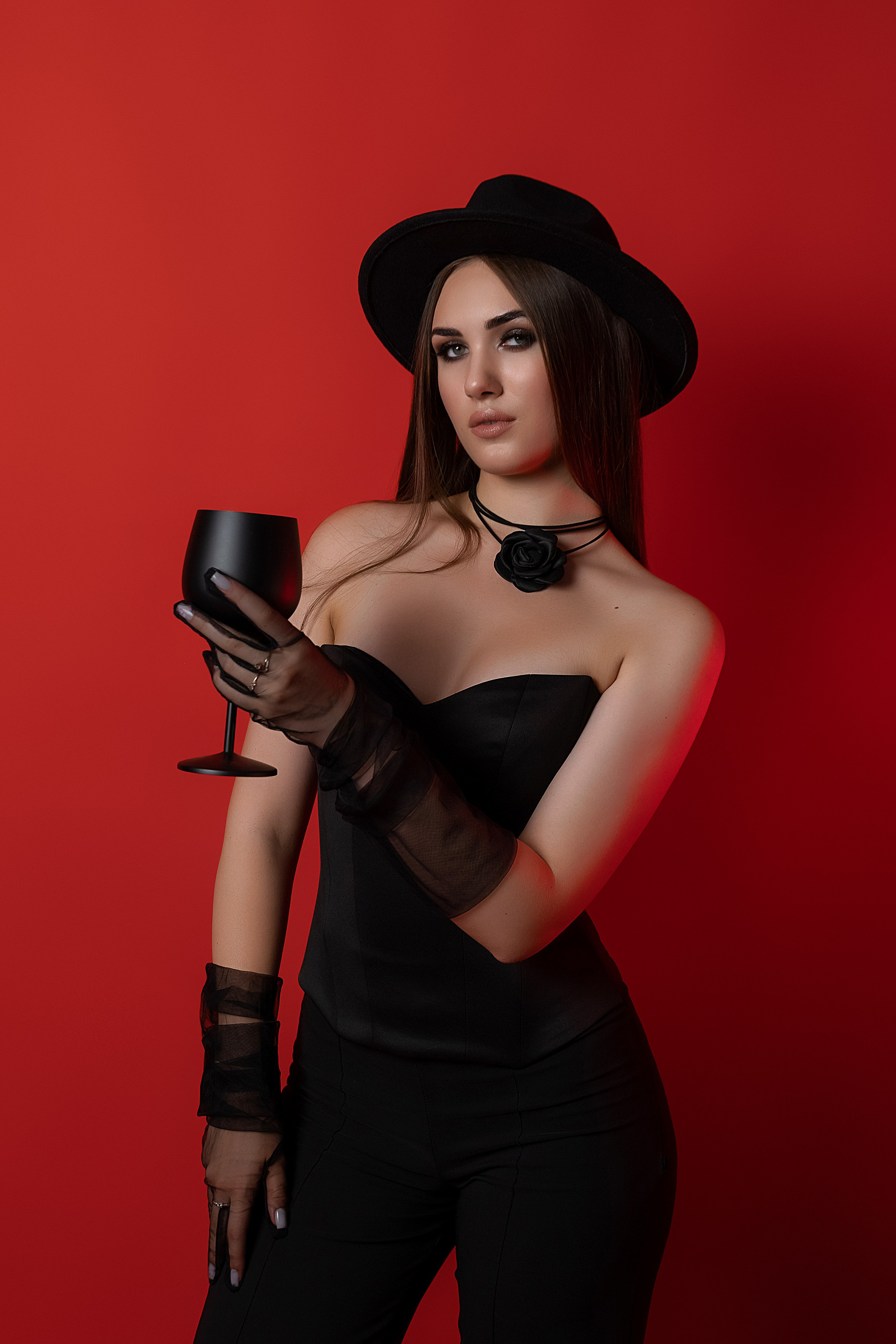 индивидуальная фотосессия женская фотосъемка студийная фотосессия минимализм фотостудия Армавир циклорама