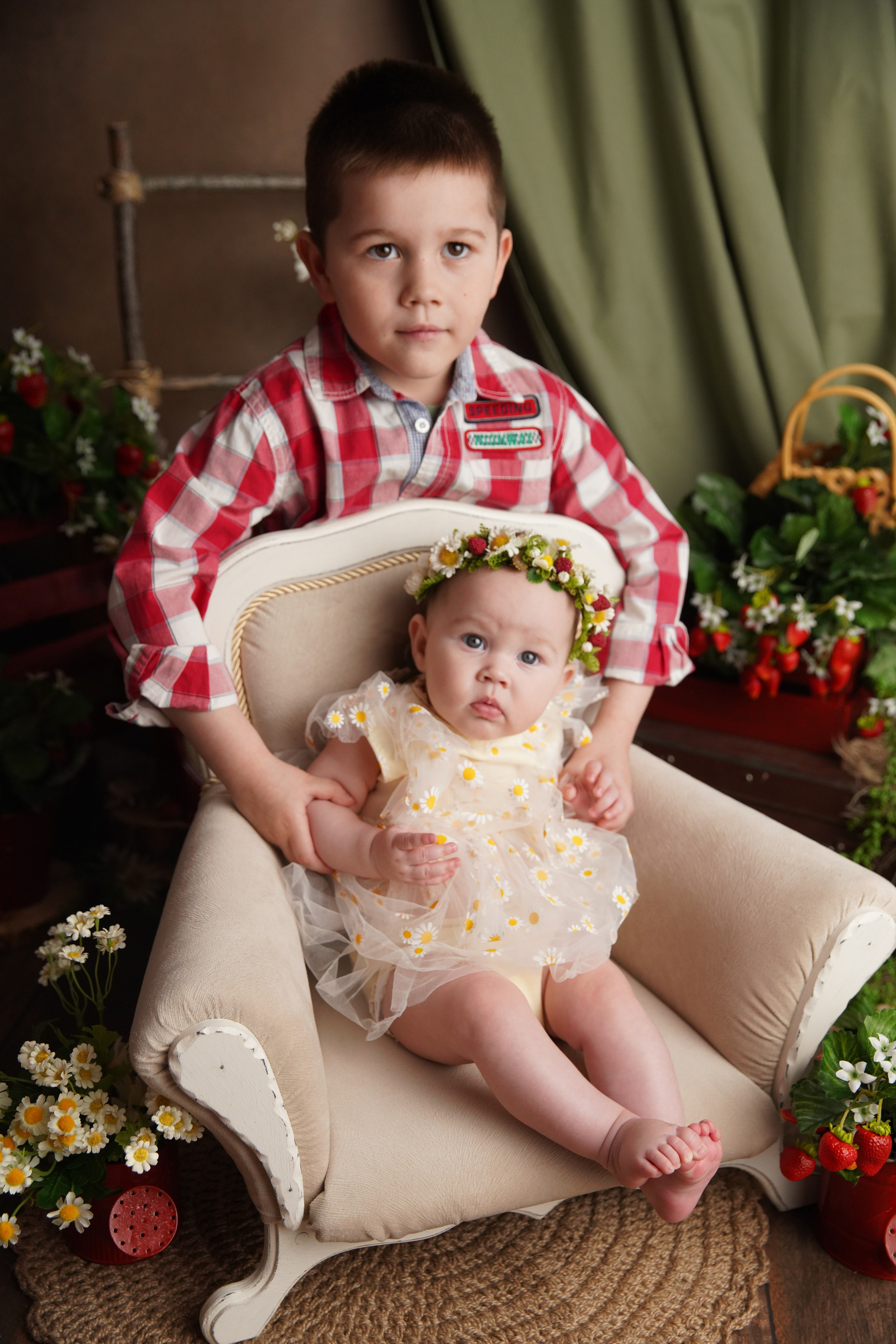 Ягодная. Фотограф новорожденных. Семейный и детский фотограф в городе Сургуте