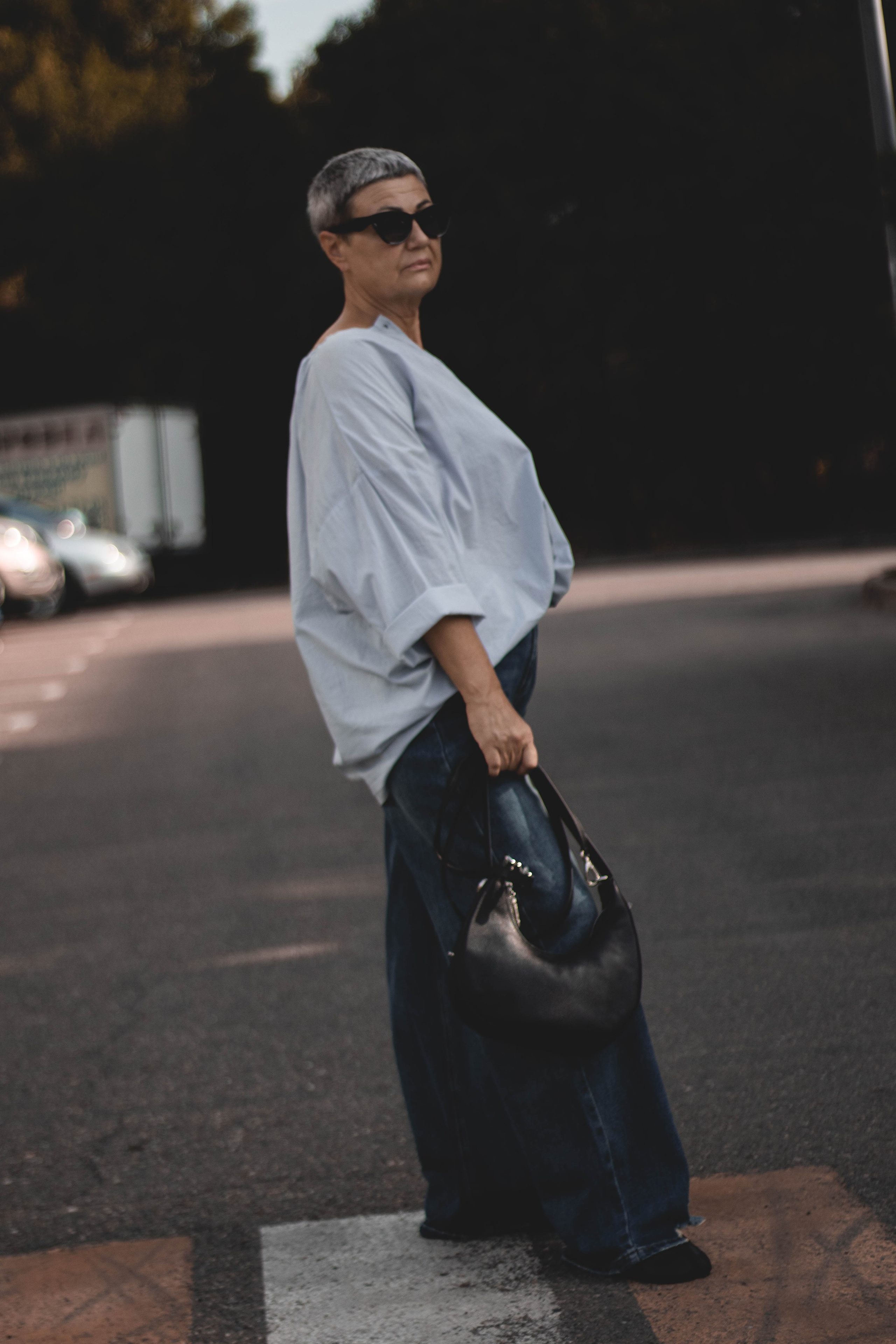 «Она среди улиц: лёгкость и стиль». Уличный фотограф Города N