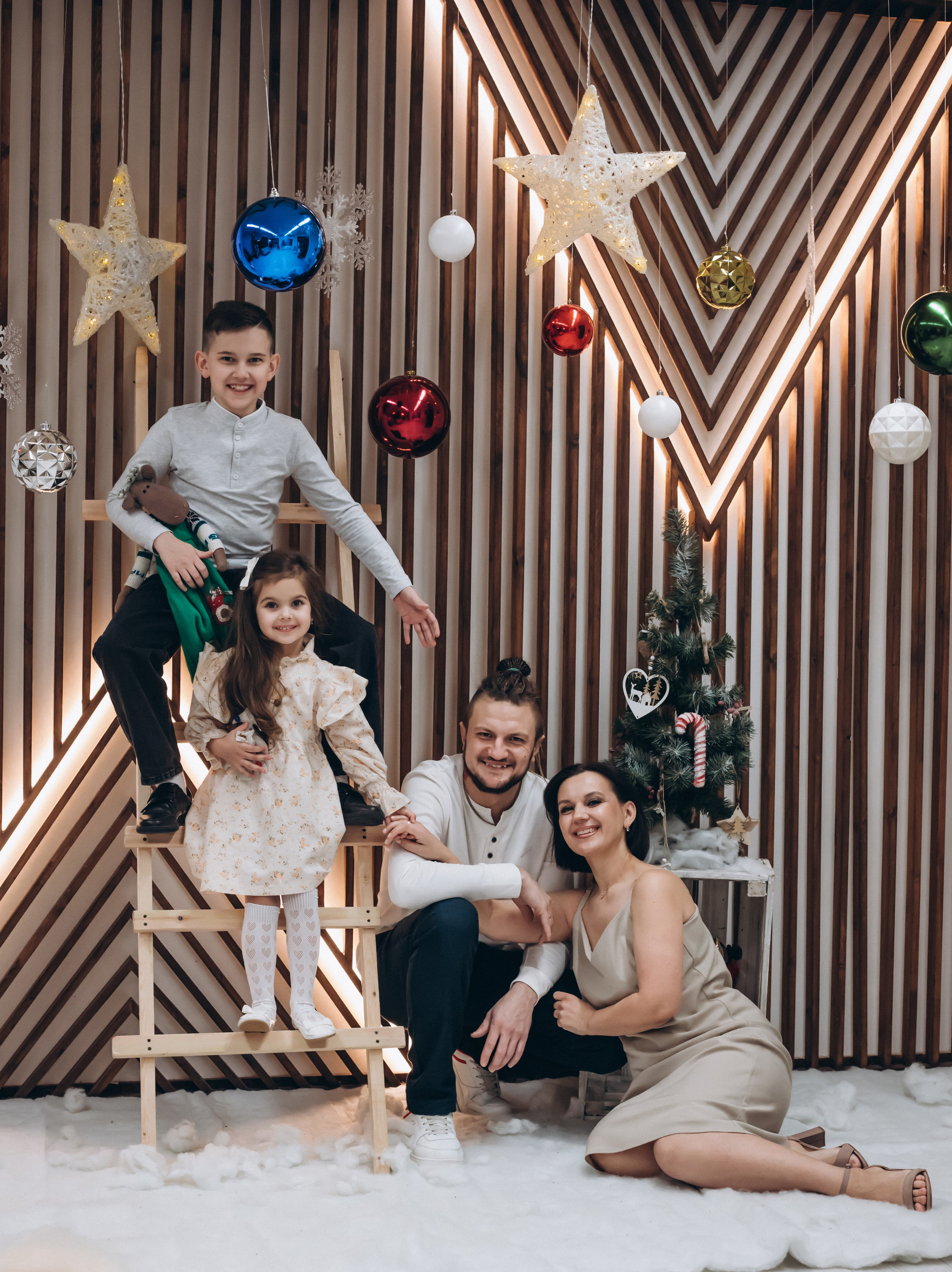 Семья Калининых. Семейный фотограф Нижневартовск Тюмень Ефимова Ирина