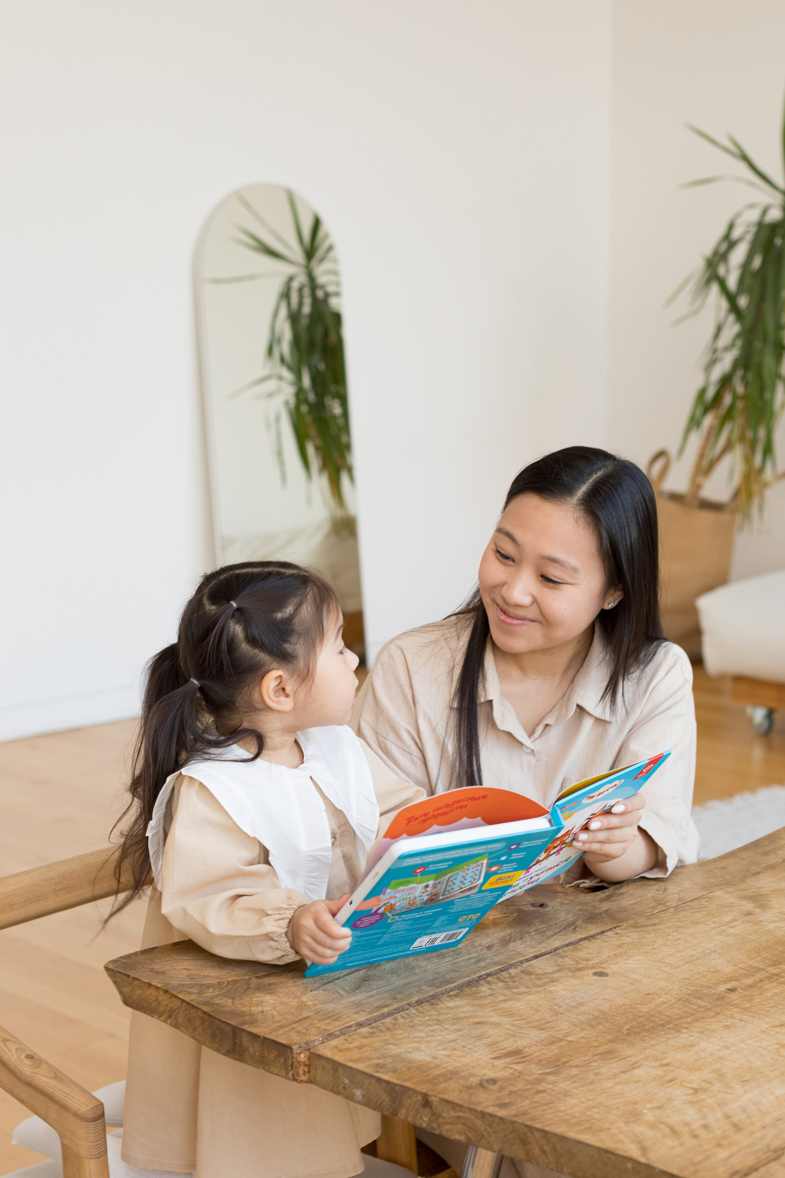 Съемка контента для соц сетей berttoys. Детский и контент фотограф Надя Волкова Санкт-Петербург