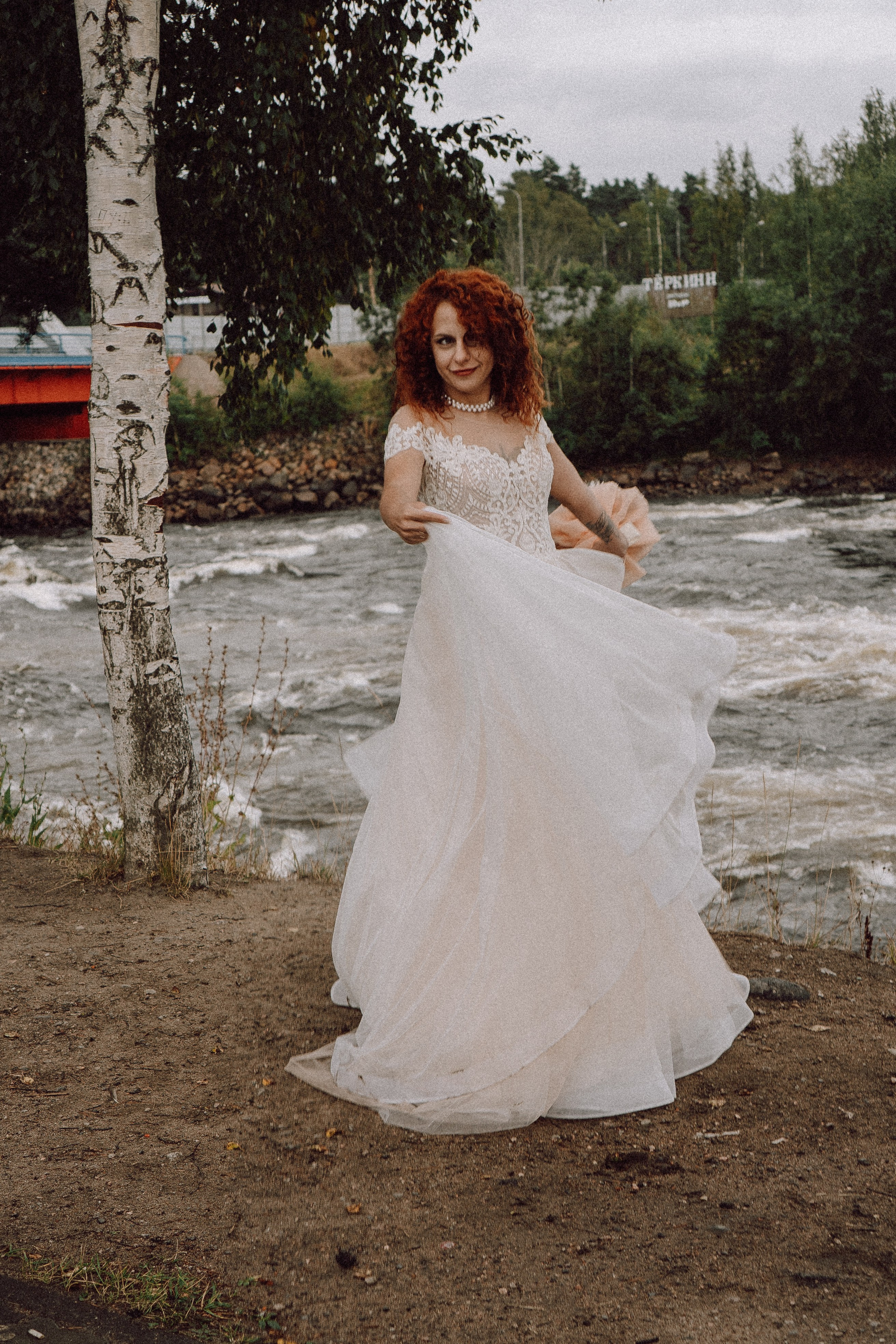СВАДЕБНАЯ ФОТОСЕССИИЯ ПАРЫ В ГОРОДЕ ПРИОЗЕРСК В СОСНОВОМ ЛЕСУ И С ПИКАПОМ. Профессиональный фотограф, Санкт-Петербург — Виктория Богомолова