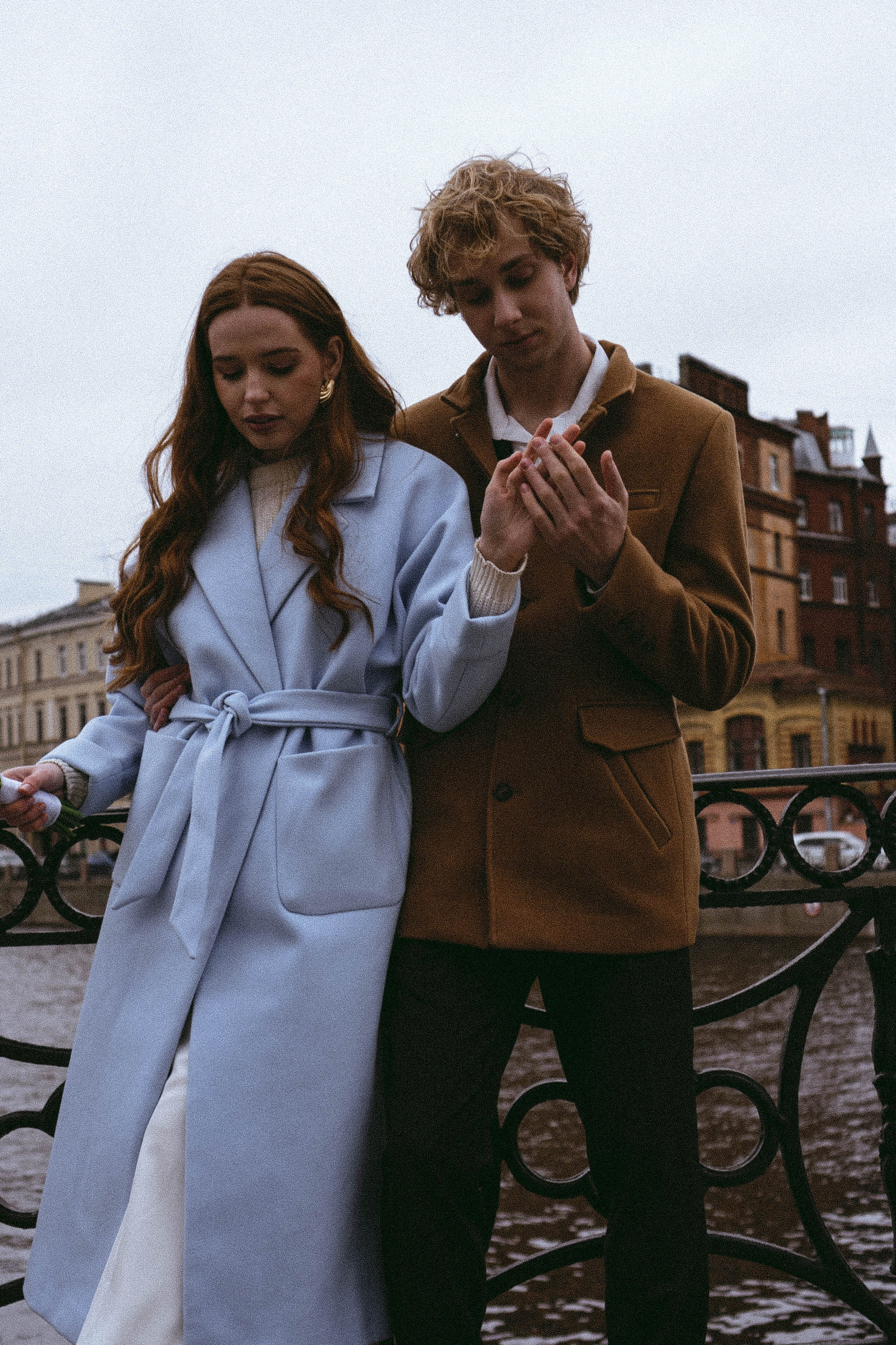 СВАДЕБНАЯ СЬЕМКА В ОТЕЛЕ. СБОРЫ ЖЕНИХА И НЕВЕСТЫ И ТАКЖЕ ТОР И ПОДГОТОВКА К ПРОГУЛКЕ И ПРОГУЛКА ПО ПЕТРОГРАДКЕ. Профессиональный фотограф, Санкт-Петербург — Виктория Богомолова