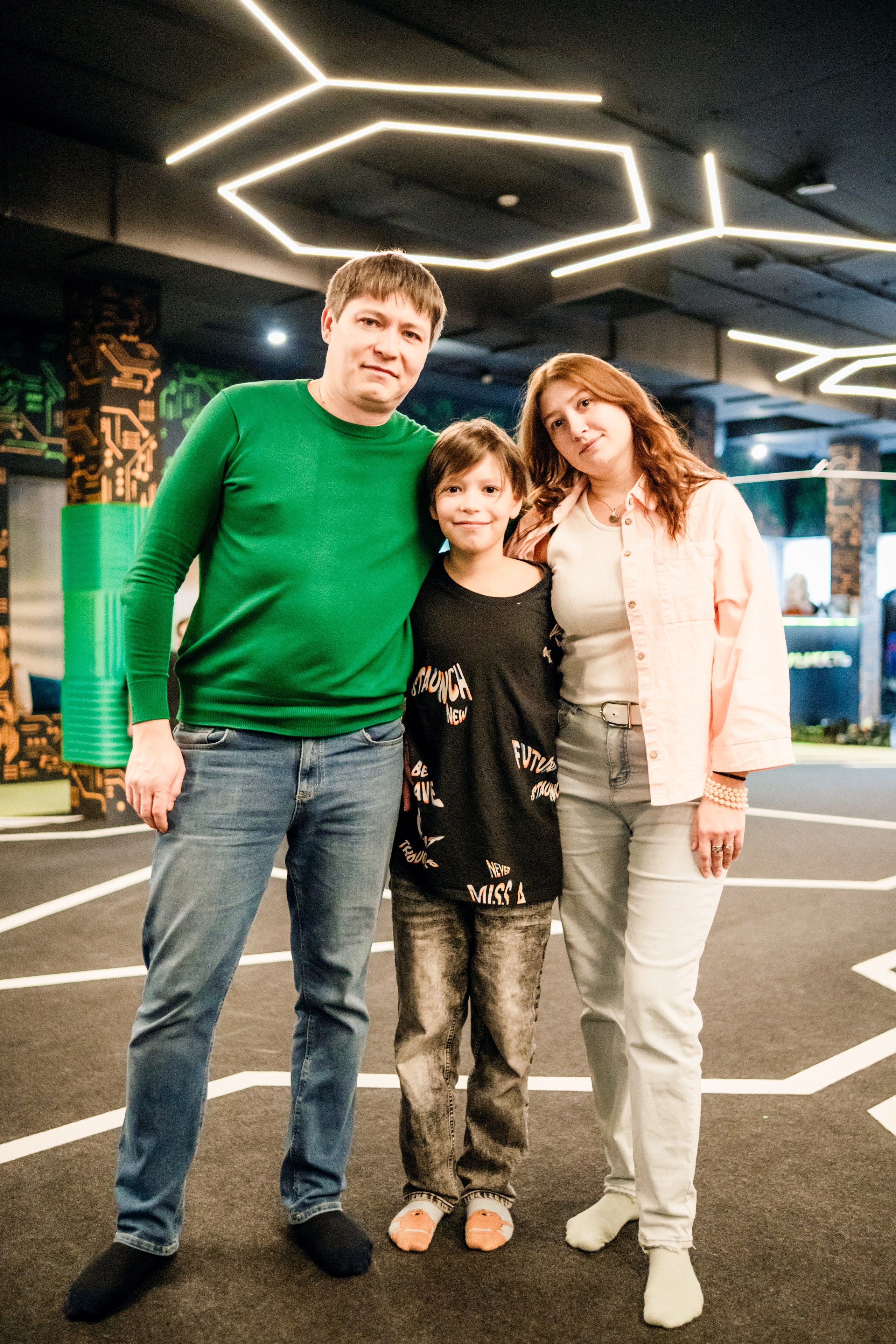 VR (November-December 2024). Felixtones