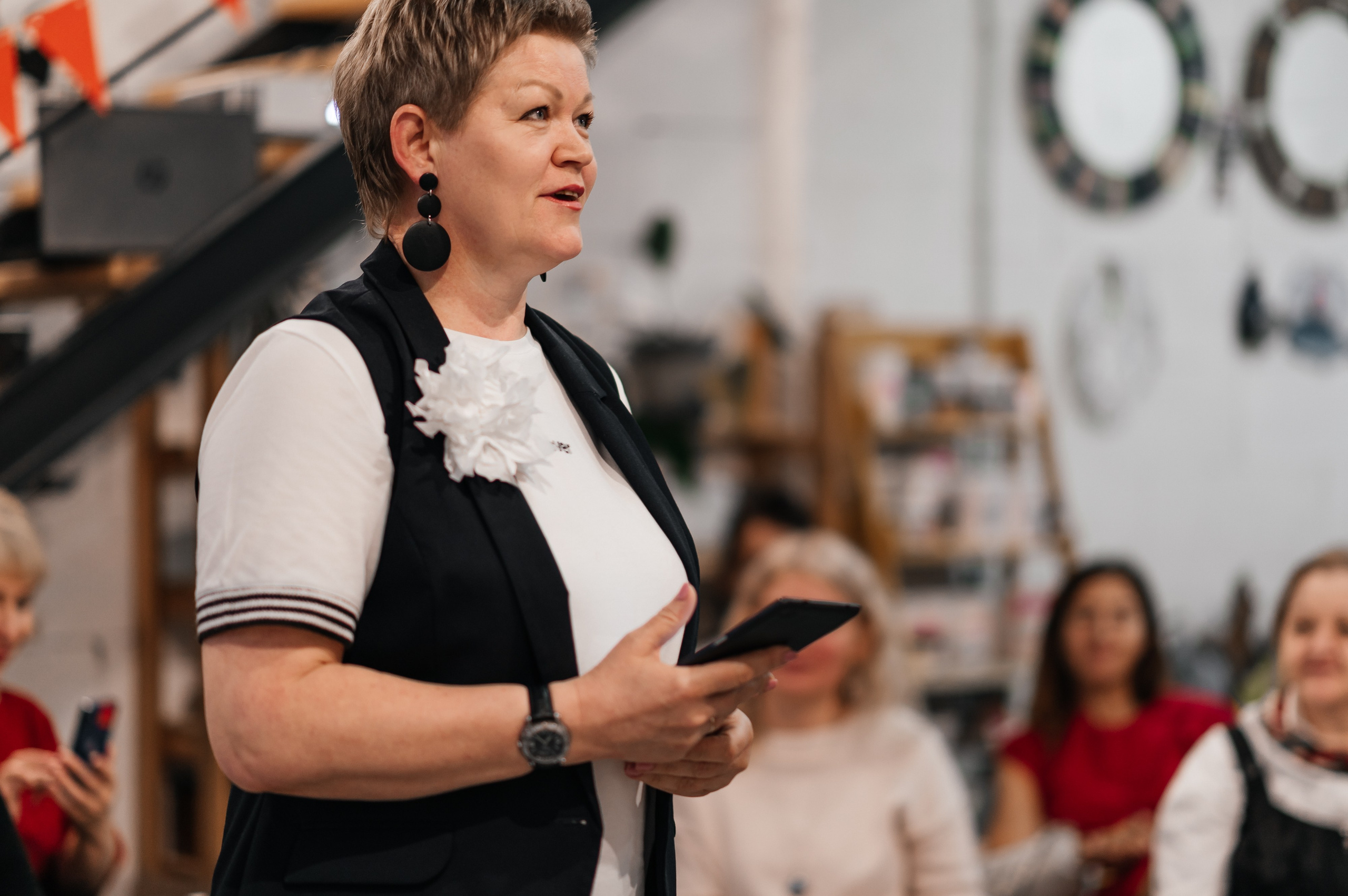 Вечер поэзии Цветаевой, клуб Читалка. Wedding and family photographer USA