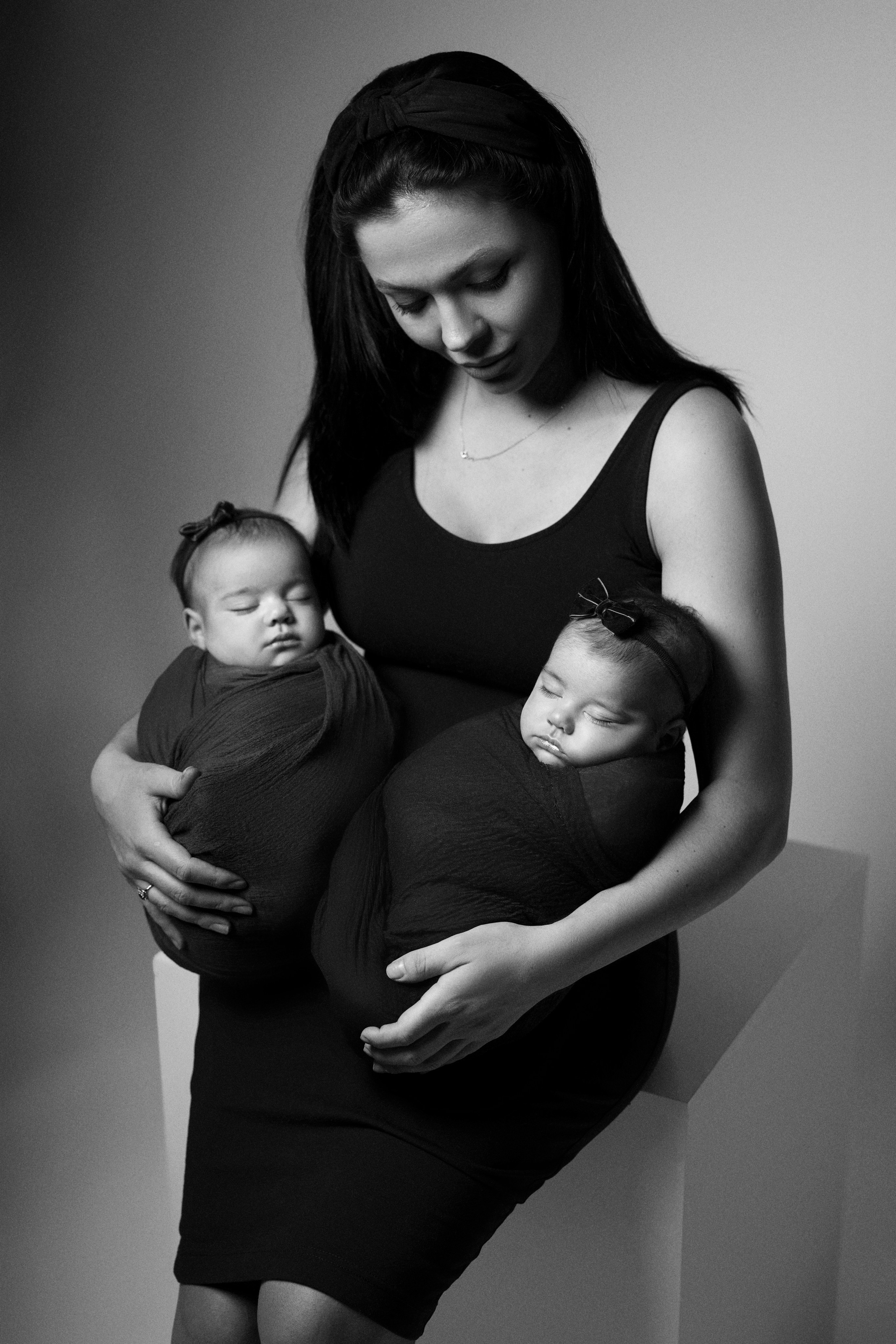 Новорожденные. Фотограф новорожденных беременных в Тюмени Ткачук Татьяна