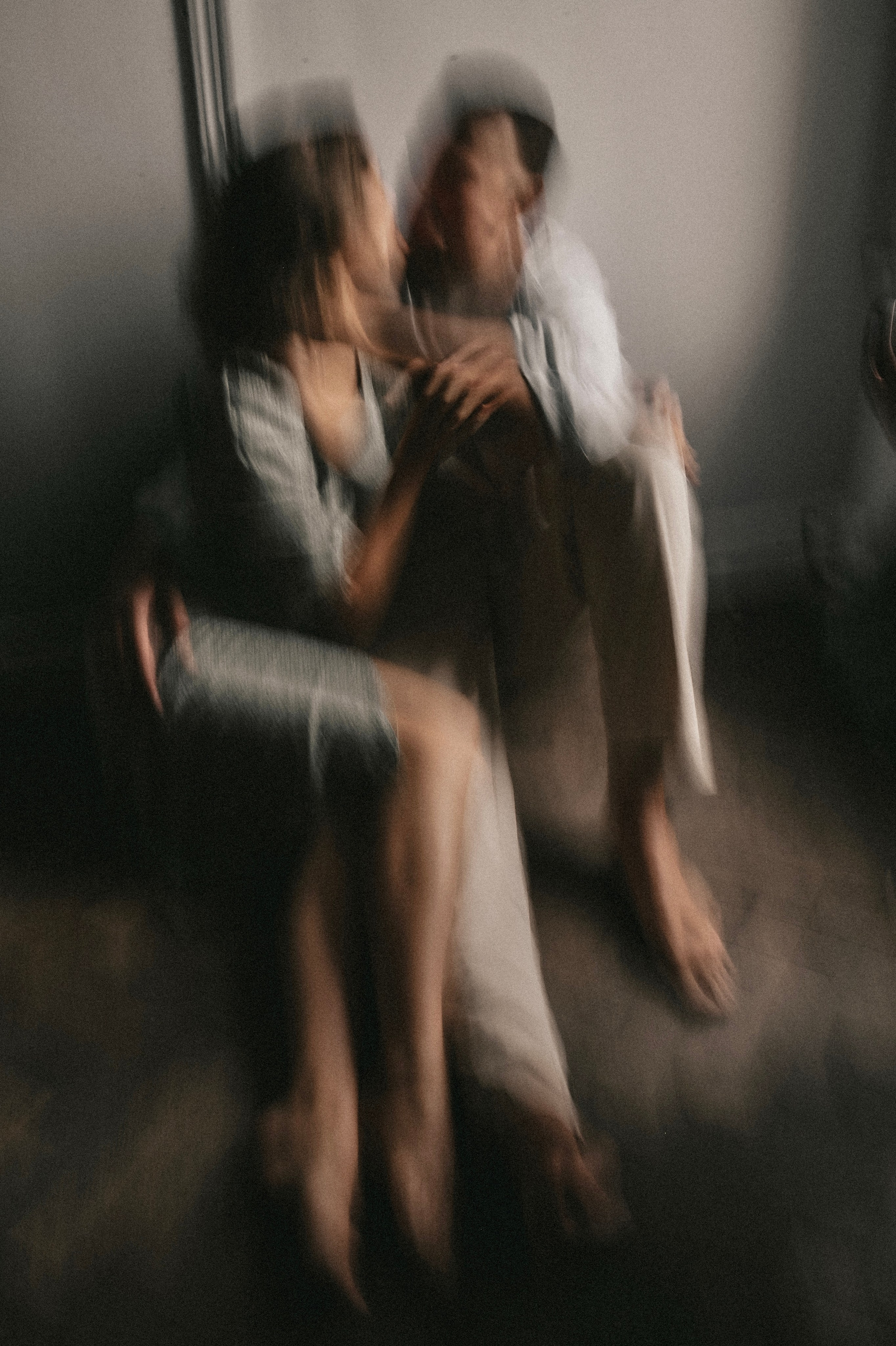 Лавстори в питерской студии. Семейный и свадебный lifestyle-фотограф в Москве Мария Петрова