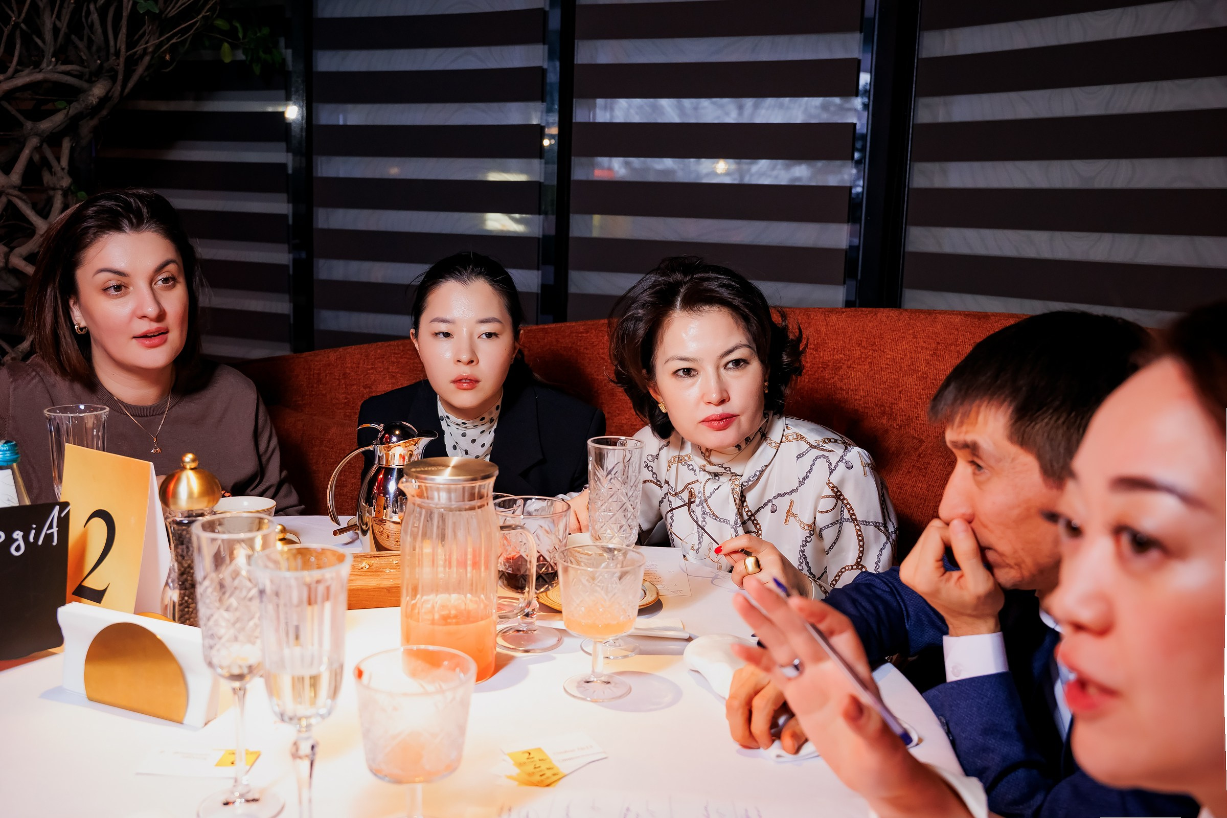 Вокруг Света за 60 Секунд-Sunset Meat Restaurant. Репортажный фотограф в Алматы Каюпов Сержан