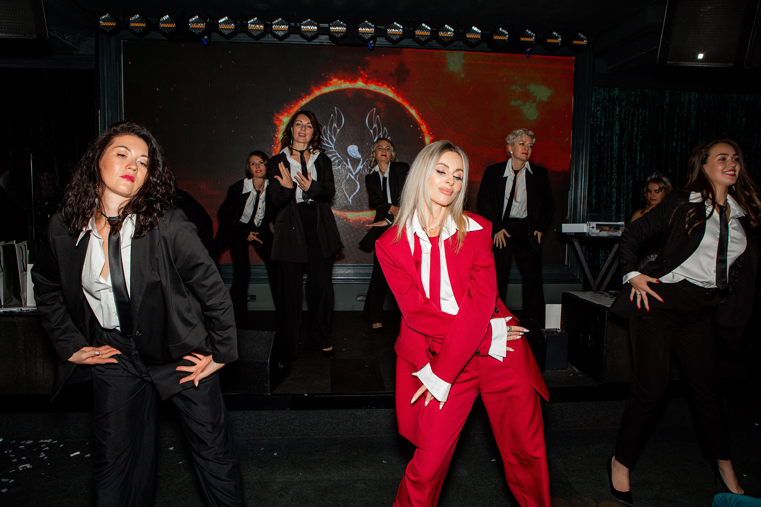 5 лет Женскому клубу. Контент фотограф, съемка для маркетплейсов, фуд съемка и репортажи в Новосибирске Ралия Галеева