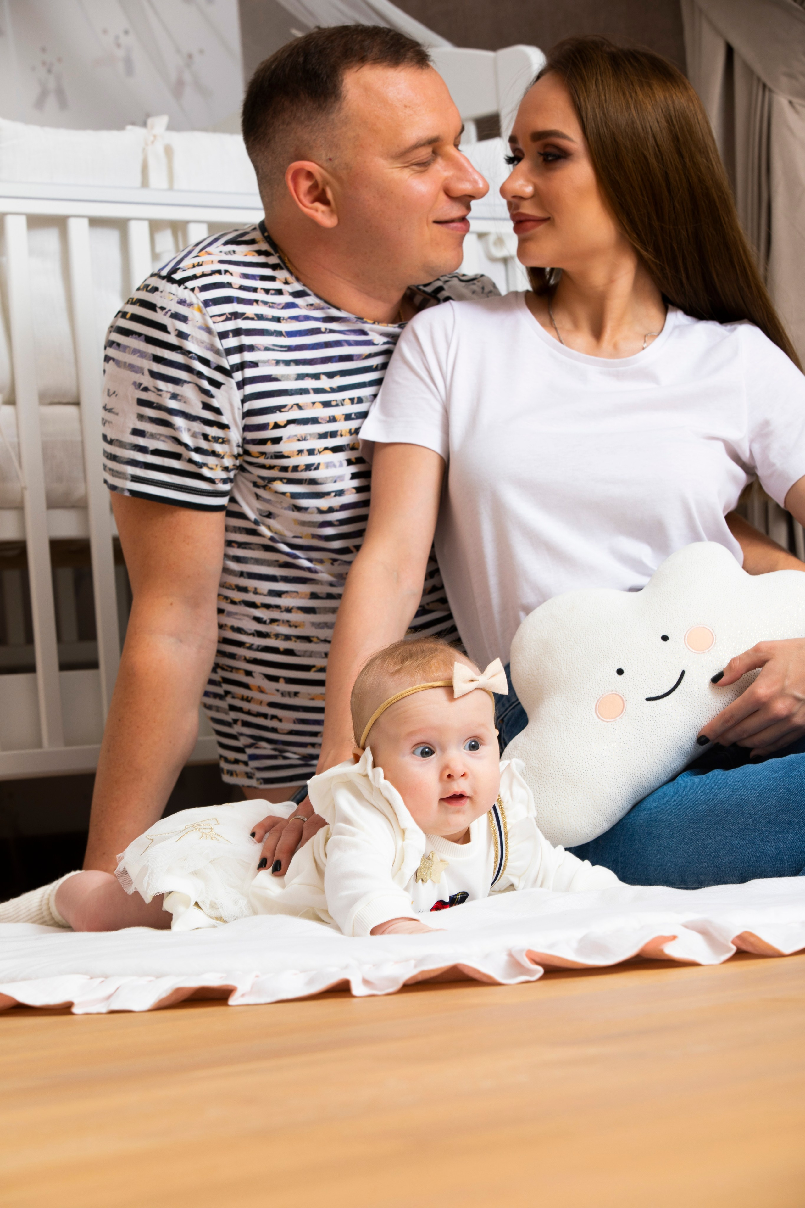 Семейные фото у Вас дома «Ася Игорь Алина ". ФОТОХУДОЖНИК