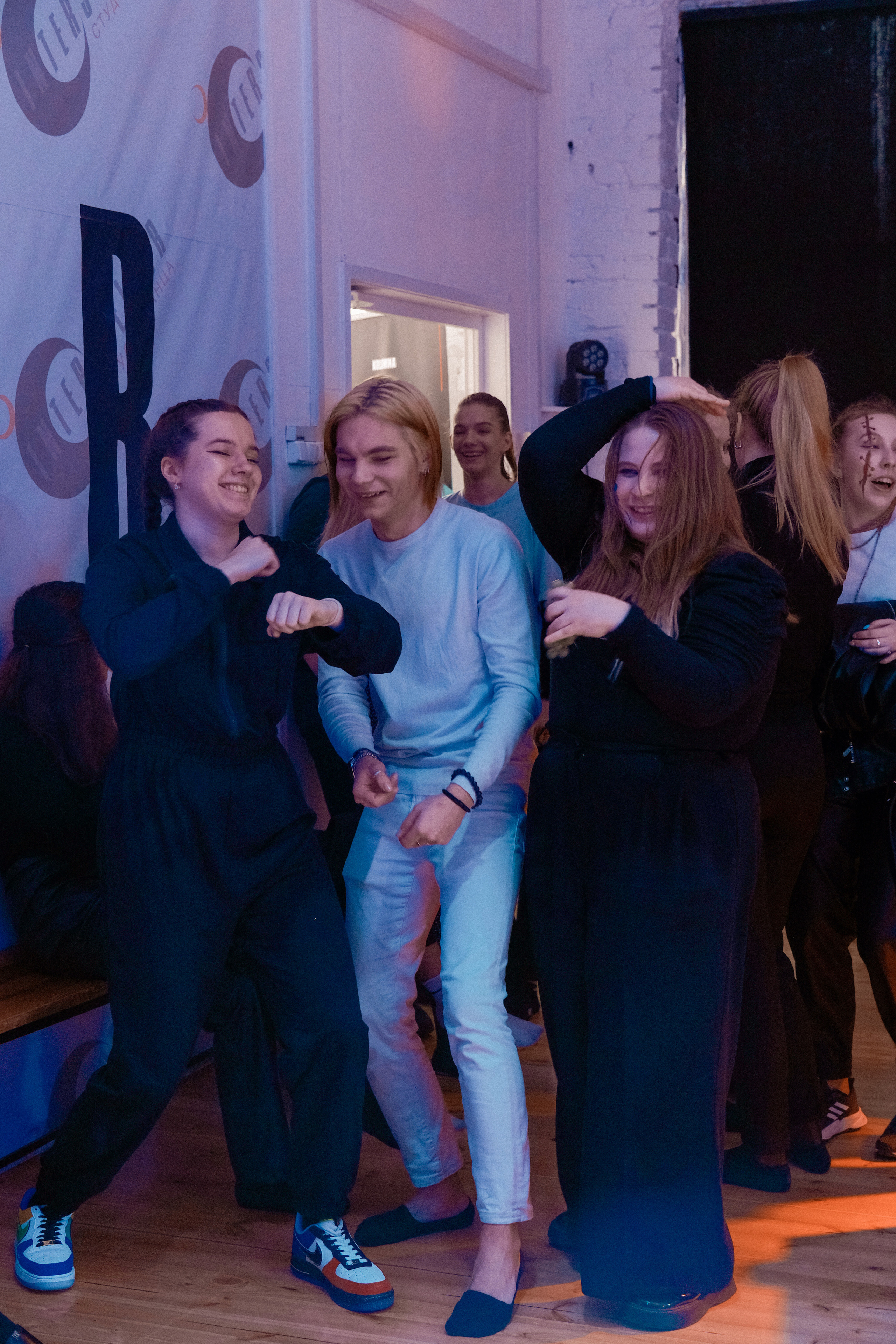 АРТстудия 2. ФОТОГРАФ/ ВИДЕОМЕЙКЕР/ Жмурченко Олег