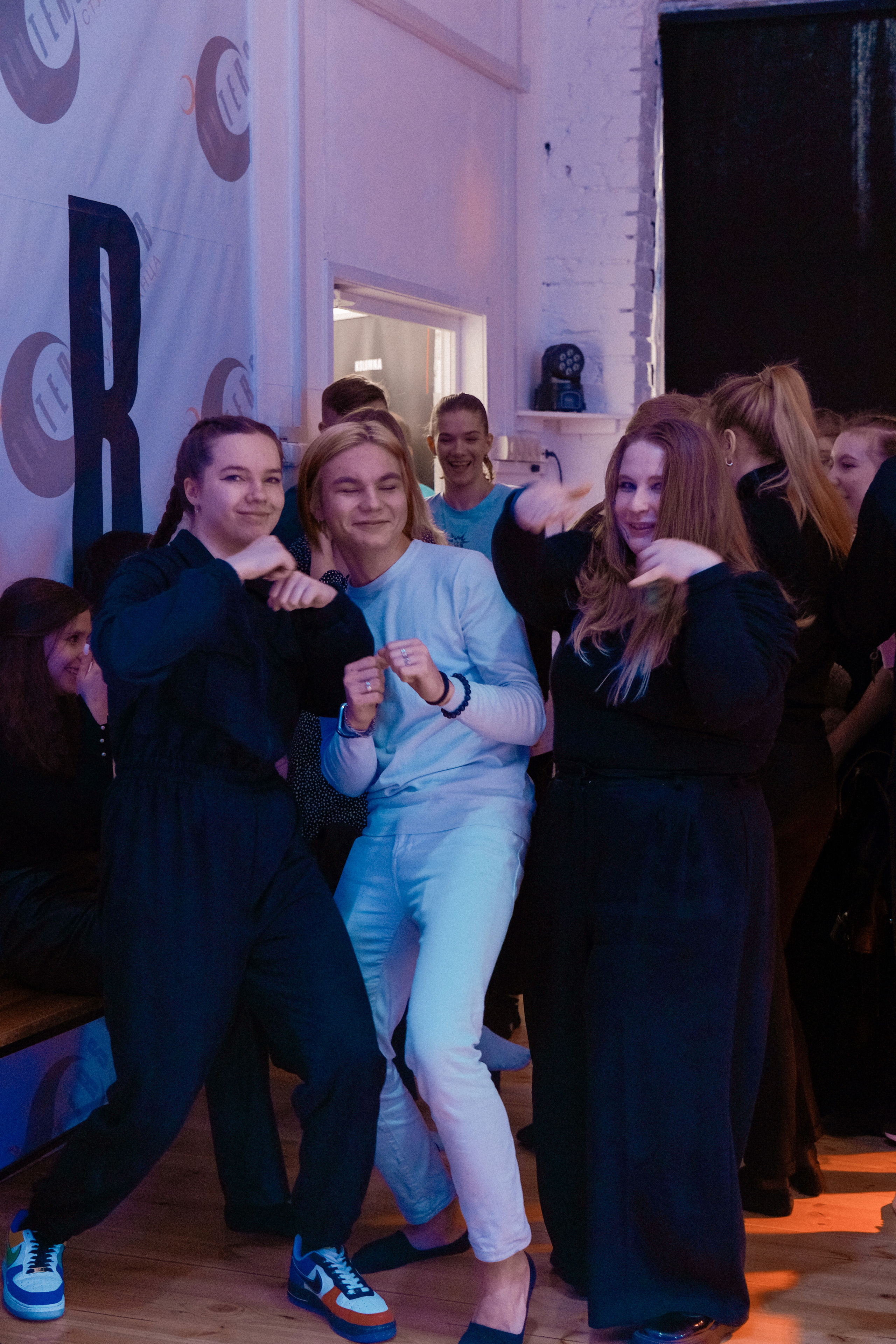 АРТстудия 2. ФОТОГРАФ/ ВИДЕОМЕЙКЕР/ Жмурченко Олег