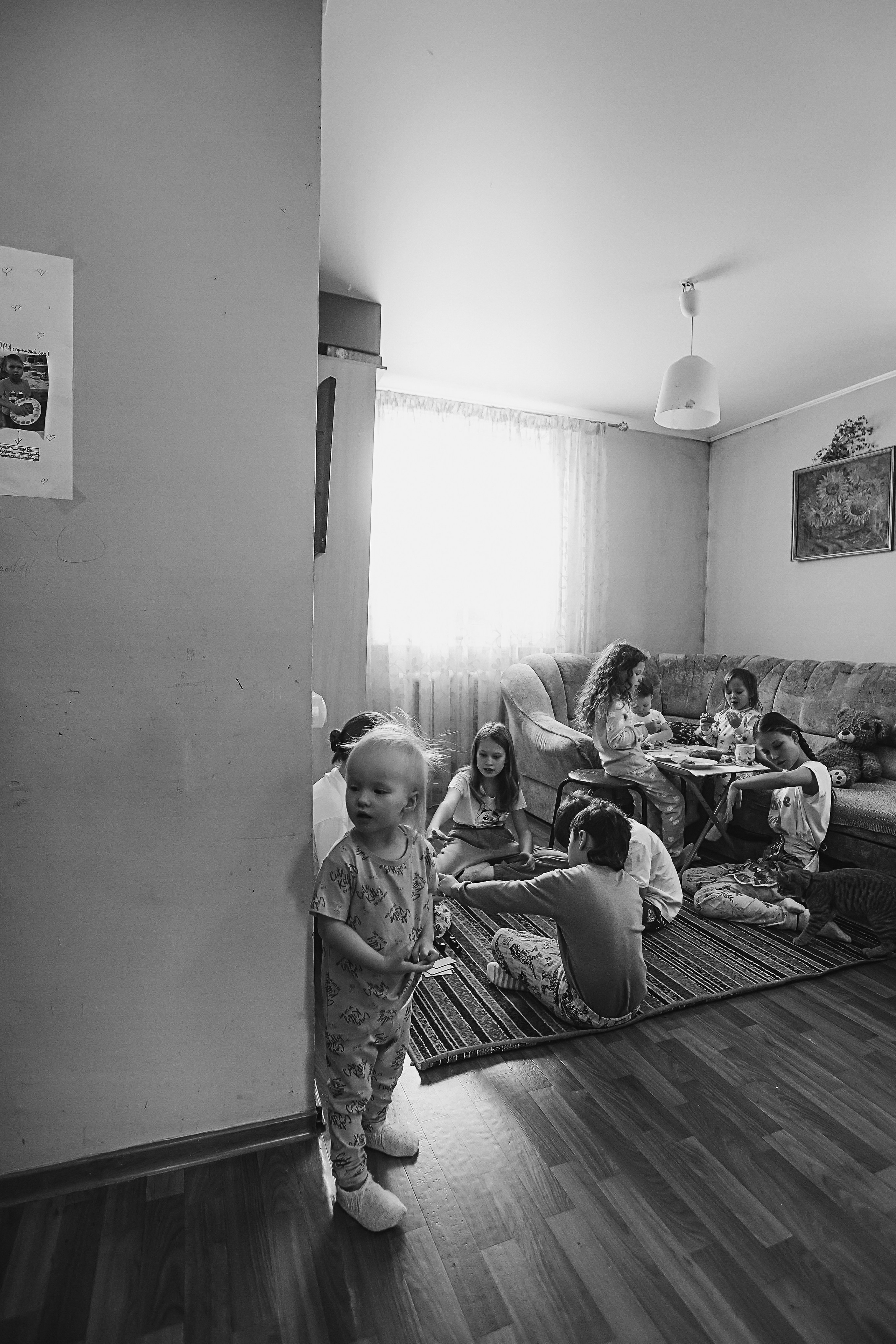 Большая семья репортаж. Семейный фотограф Тюмень, фотограф на роды Салмина Мария