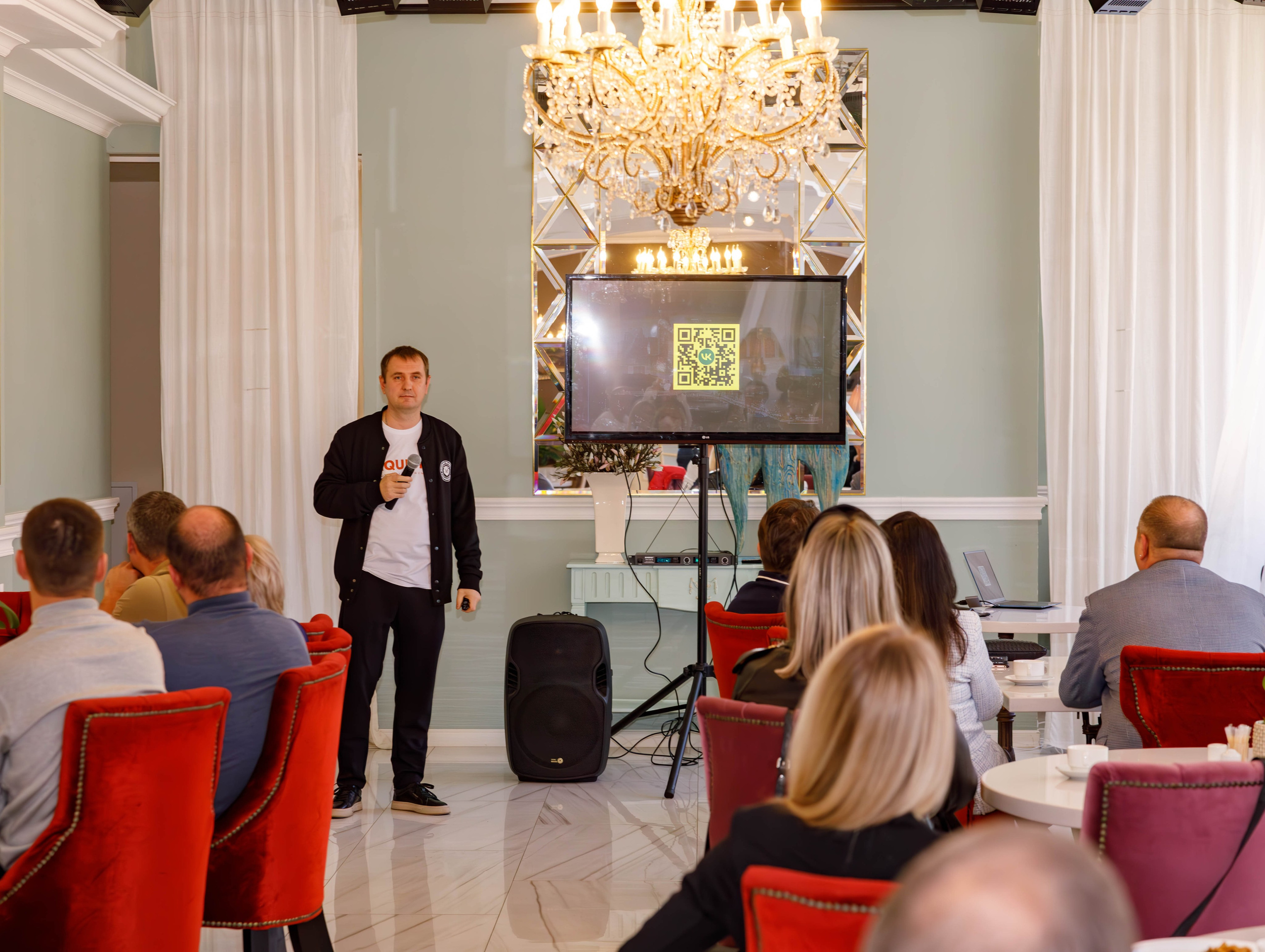 Бизнес завтрак клуб «Эквиум». Фотограф Булдакова Екатерина