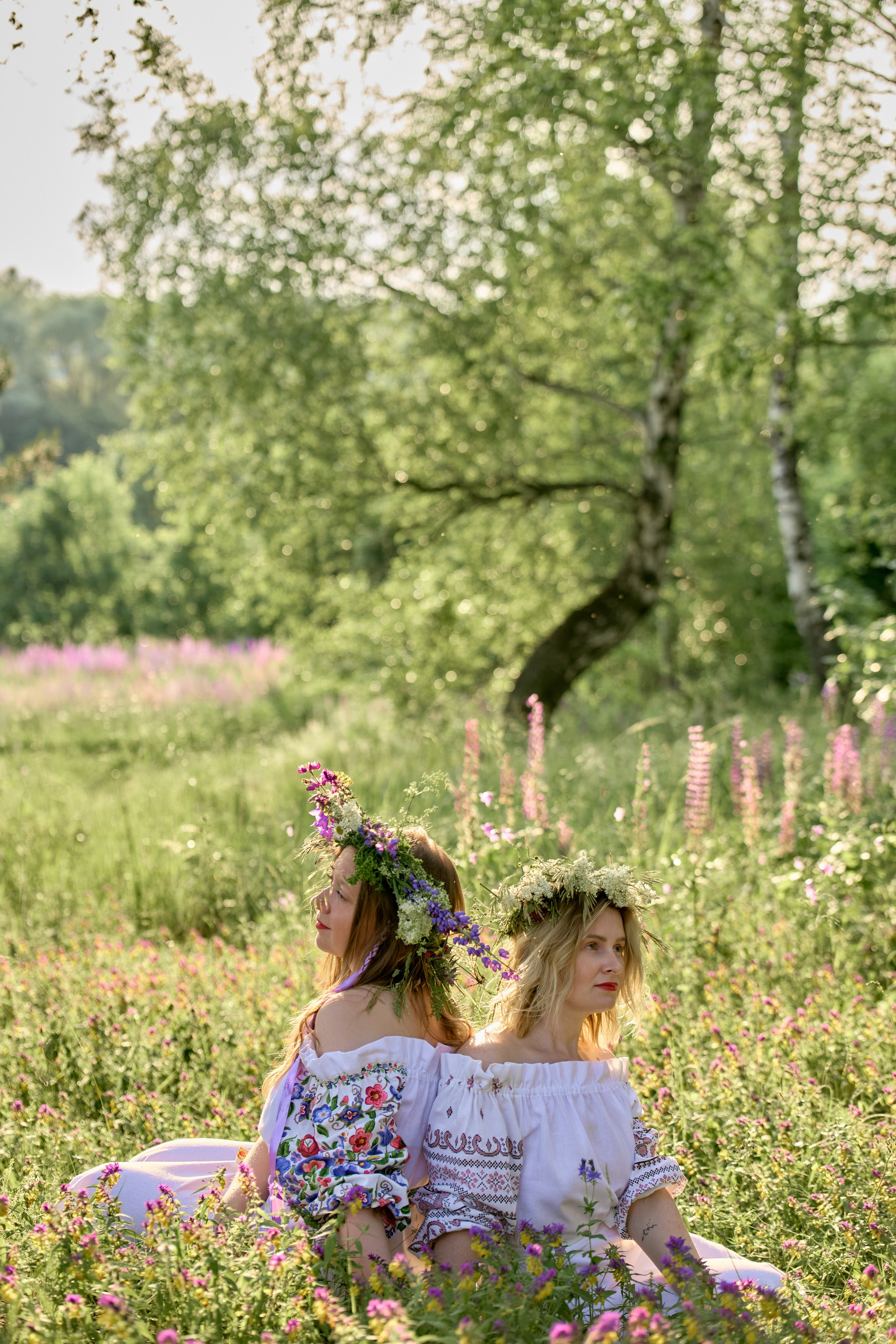 Фотосессия в роще для группы девушек. Фотограф в Дивеево