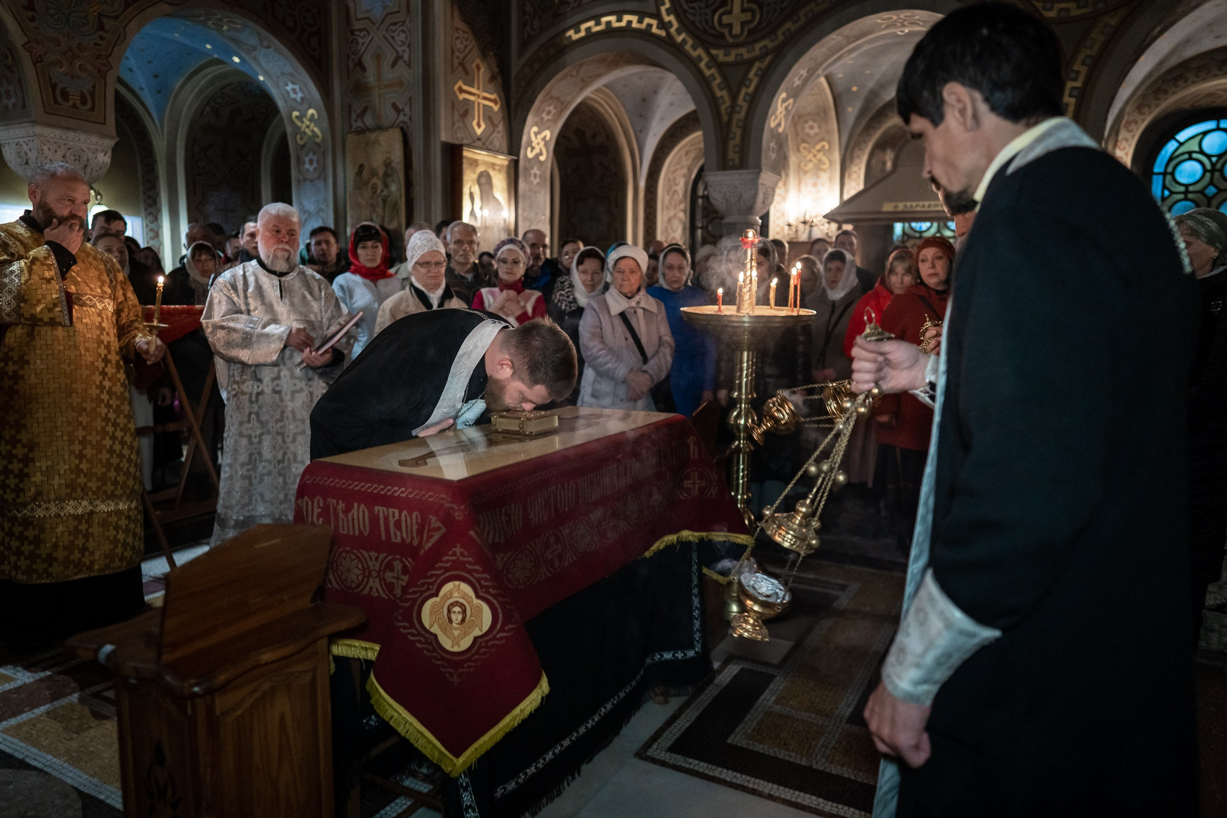 Престольный праздник в храме Воскресения Христова (Форосская церковь). Церковный фотограф Севастополь