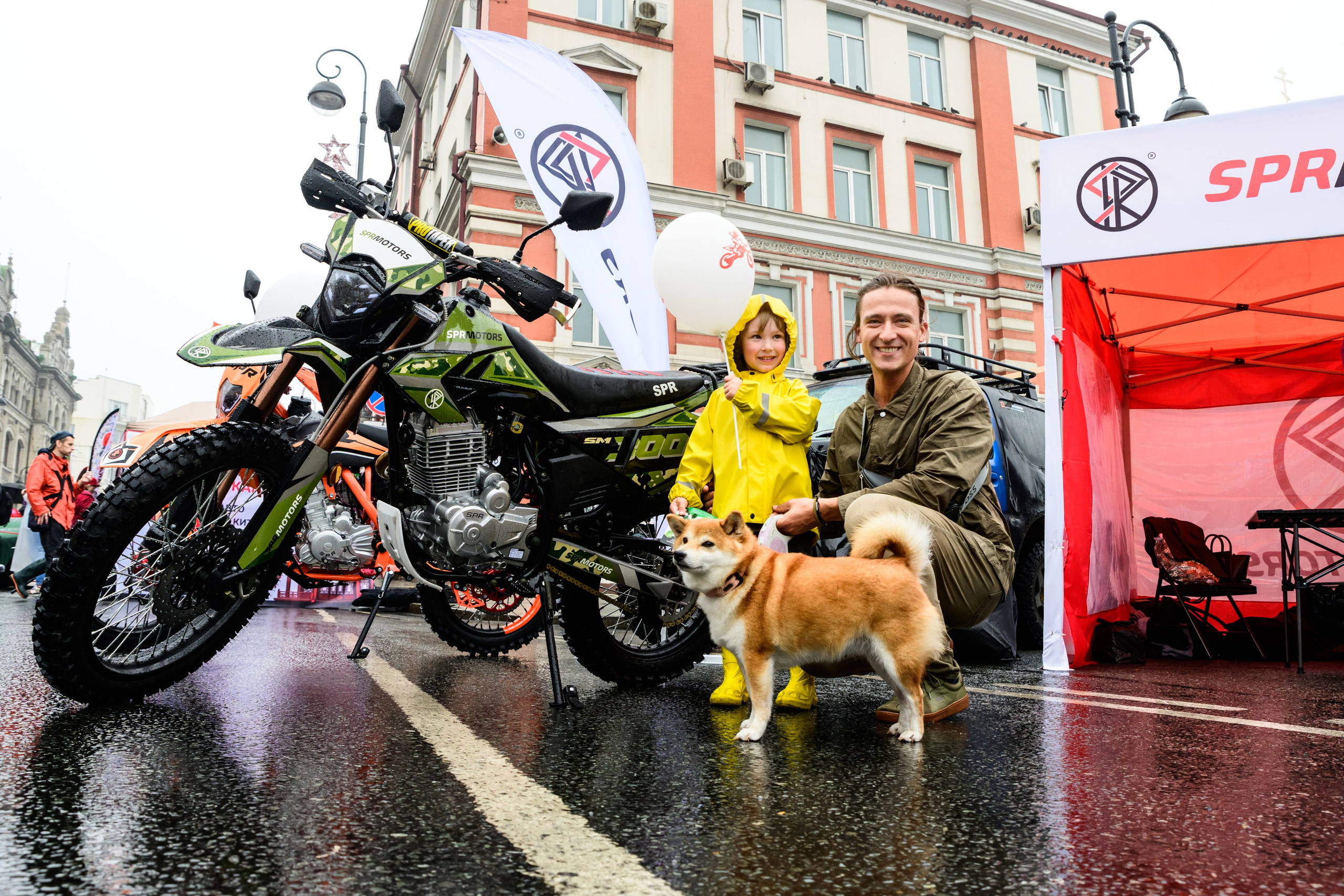 Автосалон 2026 SPR Motors. Репортажный фотограф во Владивостоке Таня Терехина