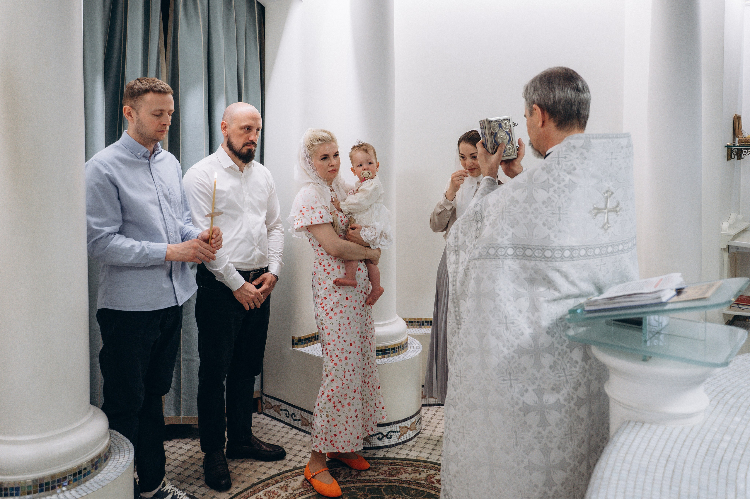 Крещение Миланы (Храм Всех Святых). Семейный фотограф в Минске Дарья Дреко