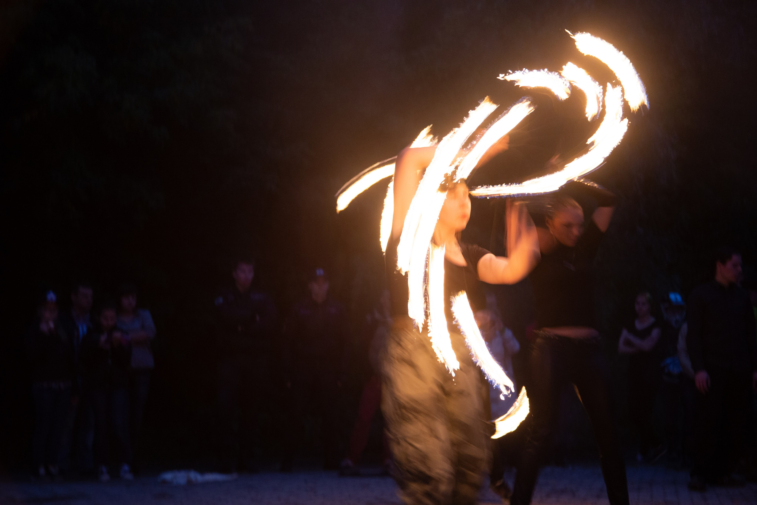 Огненное шоу в Перми. Фотограф Никита Попов. Фотограф Пермь. Фотосессия в фотостудии Перми и на свежем воздухе