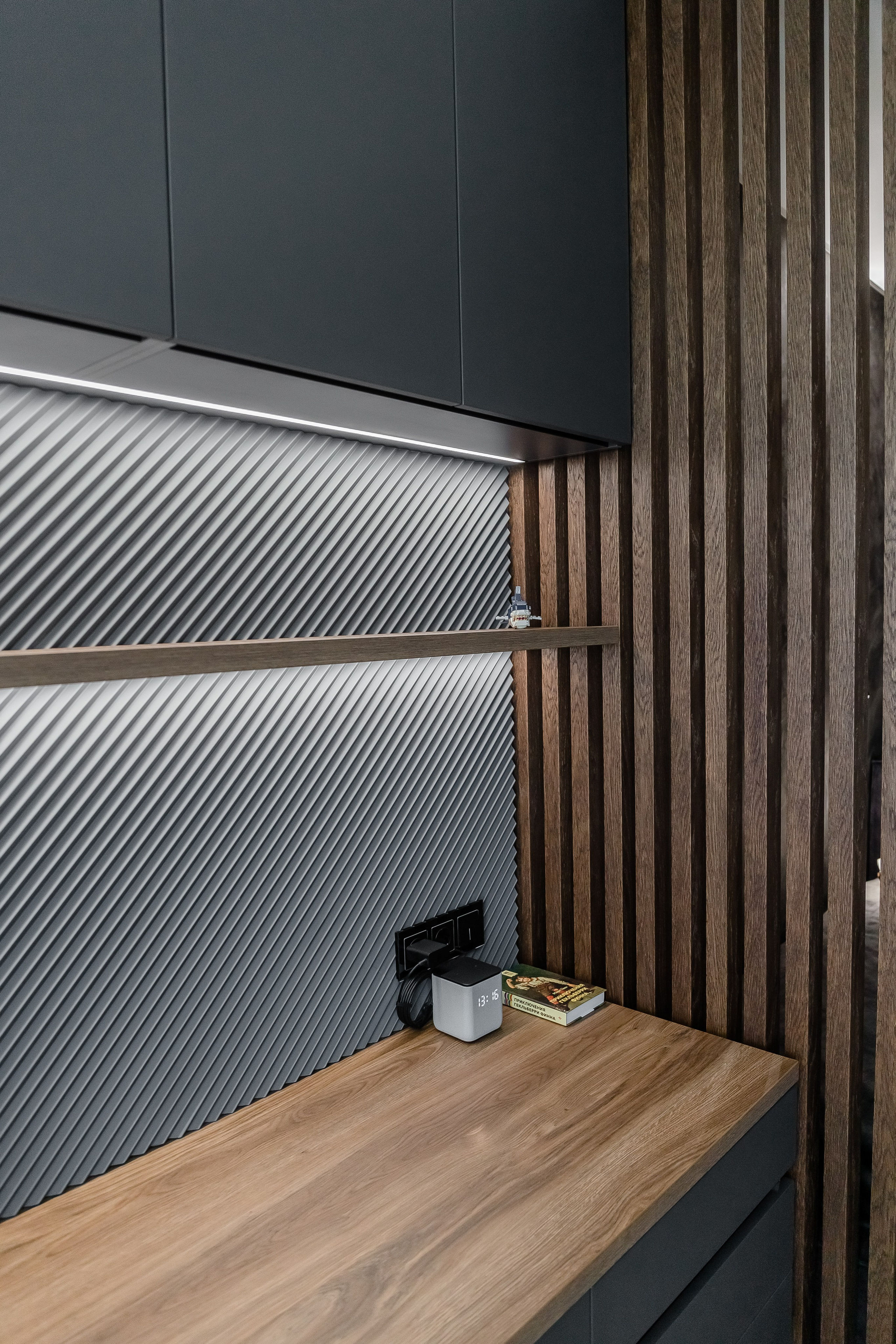 Кухни в стиле лофт — фото реализованных проектов | Prime Мебель. Prime Мебель — кухни на заказ от производителя в Москве и Московской области | Изготовление и дизайн