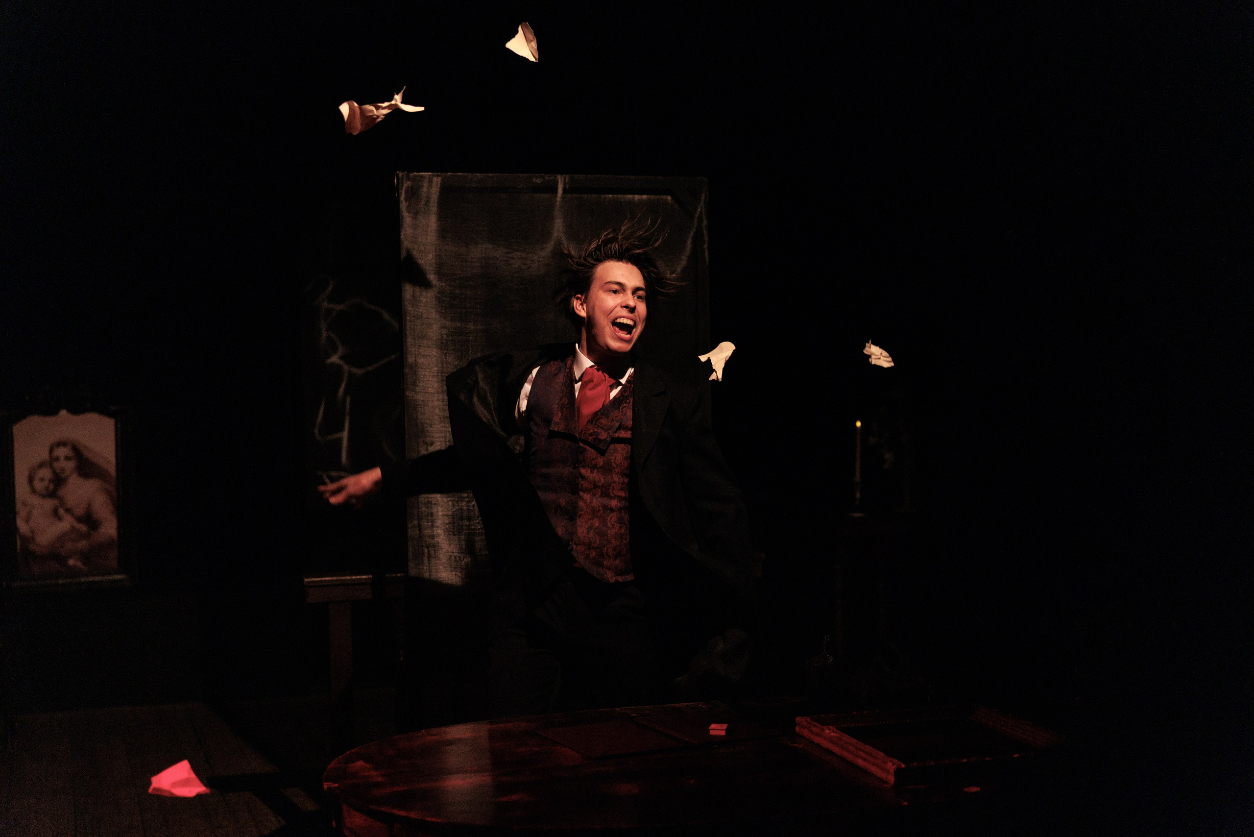 "Бесы. Репетиция". Спектакль студентов Щепкинского училища. Спортивный фотограф Алексей Соломин