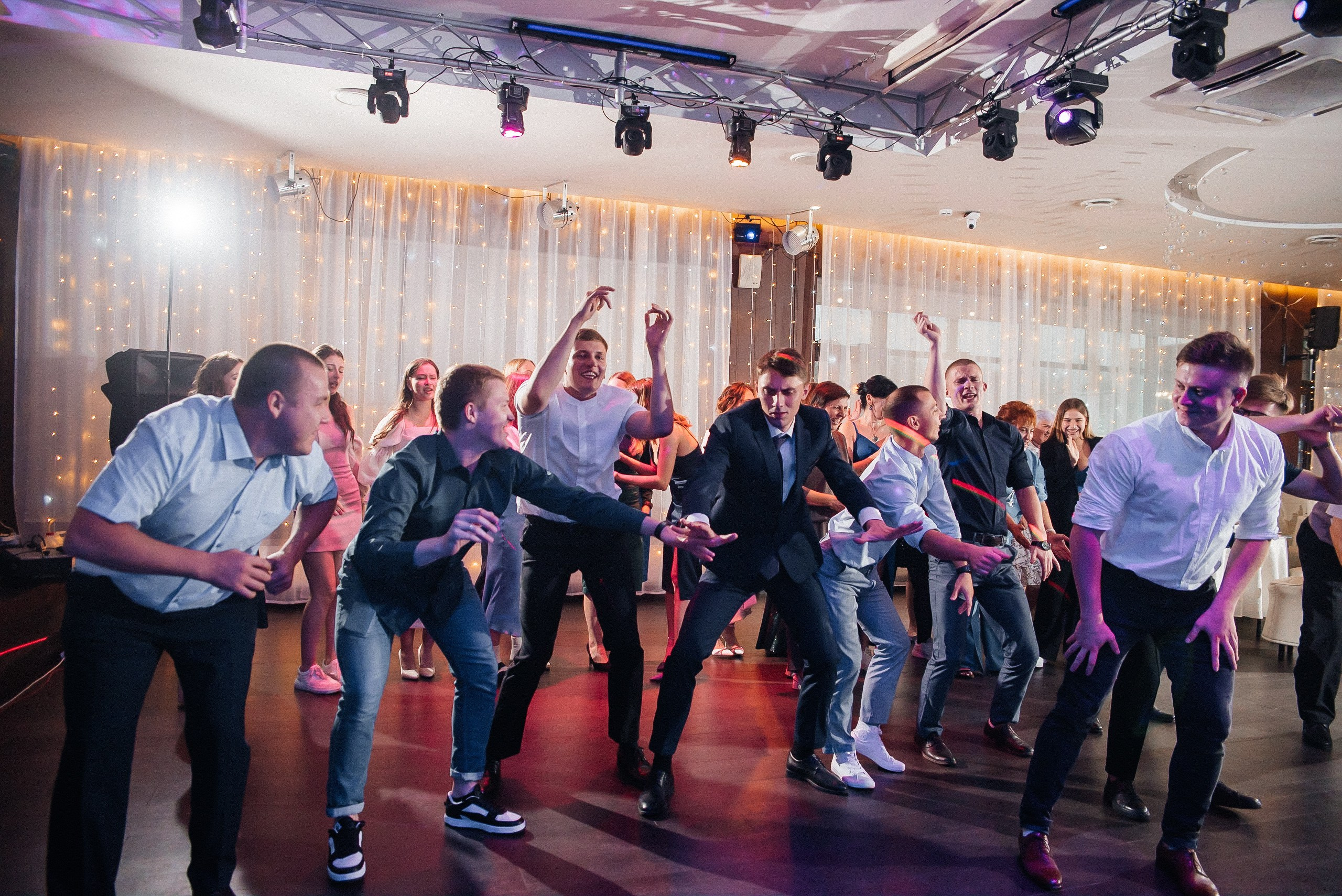 Ваня и Полина 26.08.2023. Свадебный и семейный фотограф в городе Смоленске