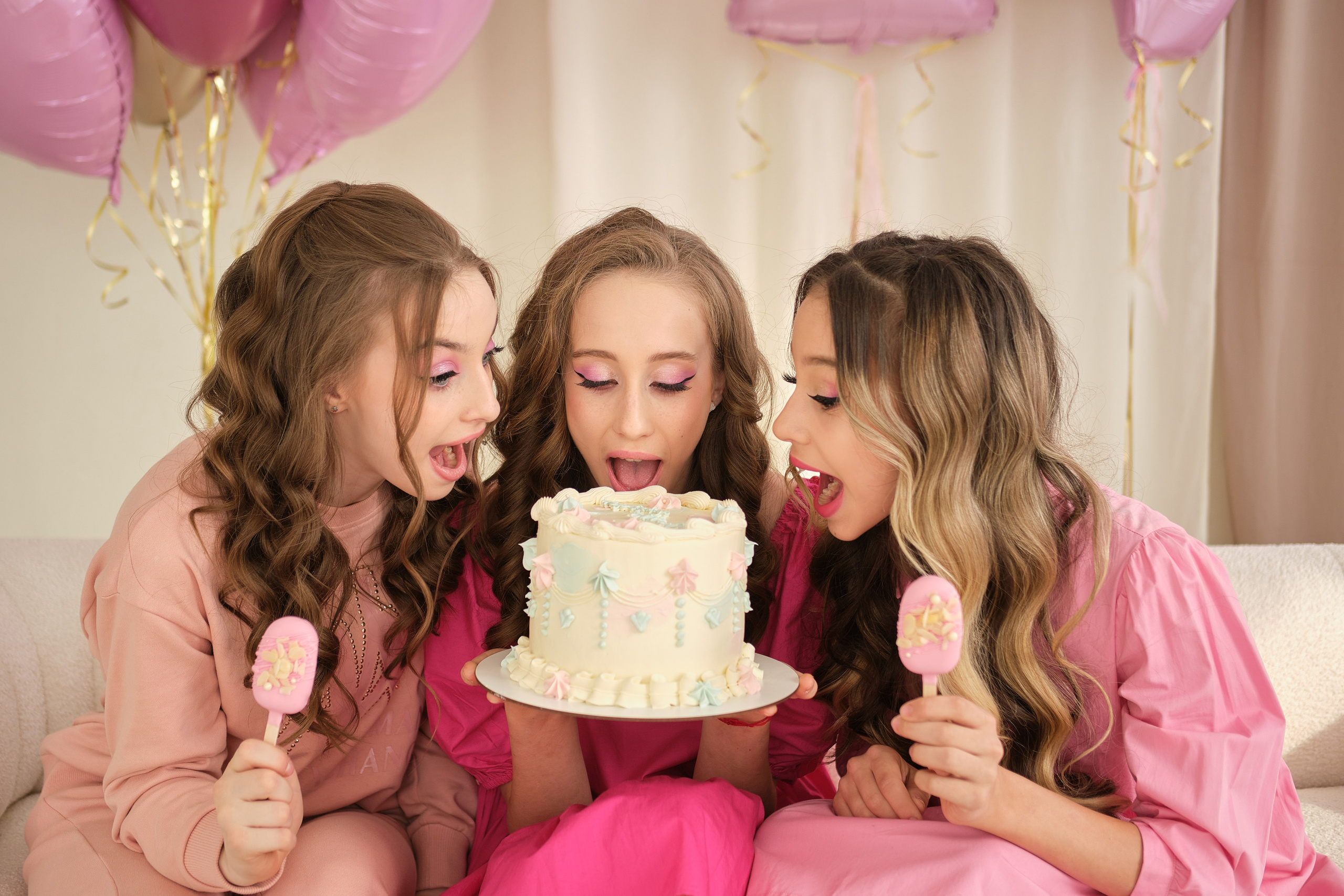 День Рождения в фотостудии. Фотограф в Новокузнецке Анна Абузярова