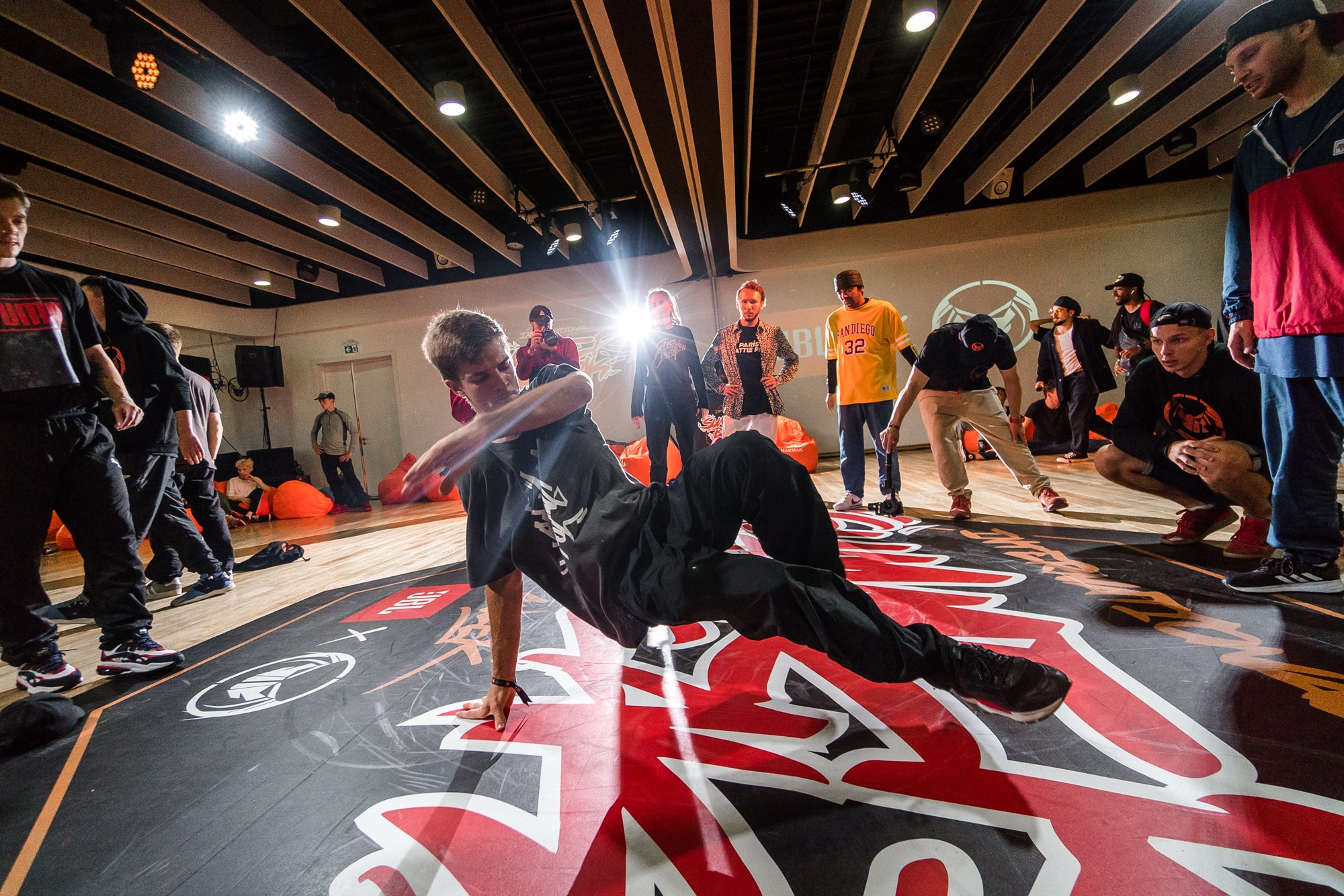 Dance Week JBL x PREDATORZ. Репортажный и свадебный фотограф в Москве