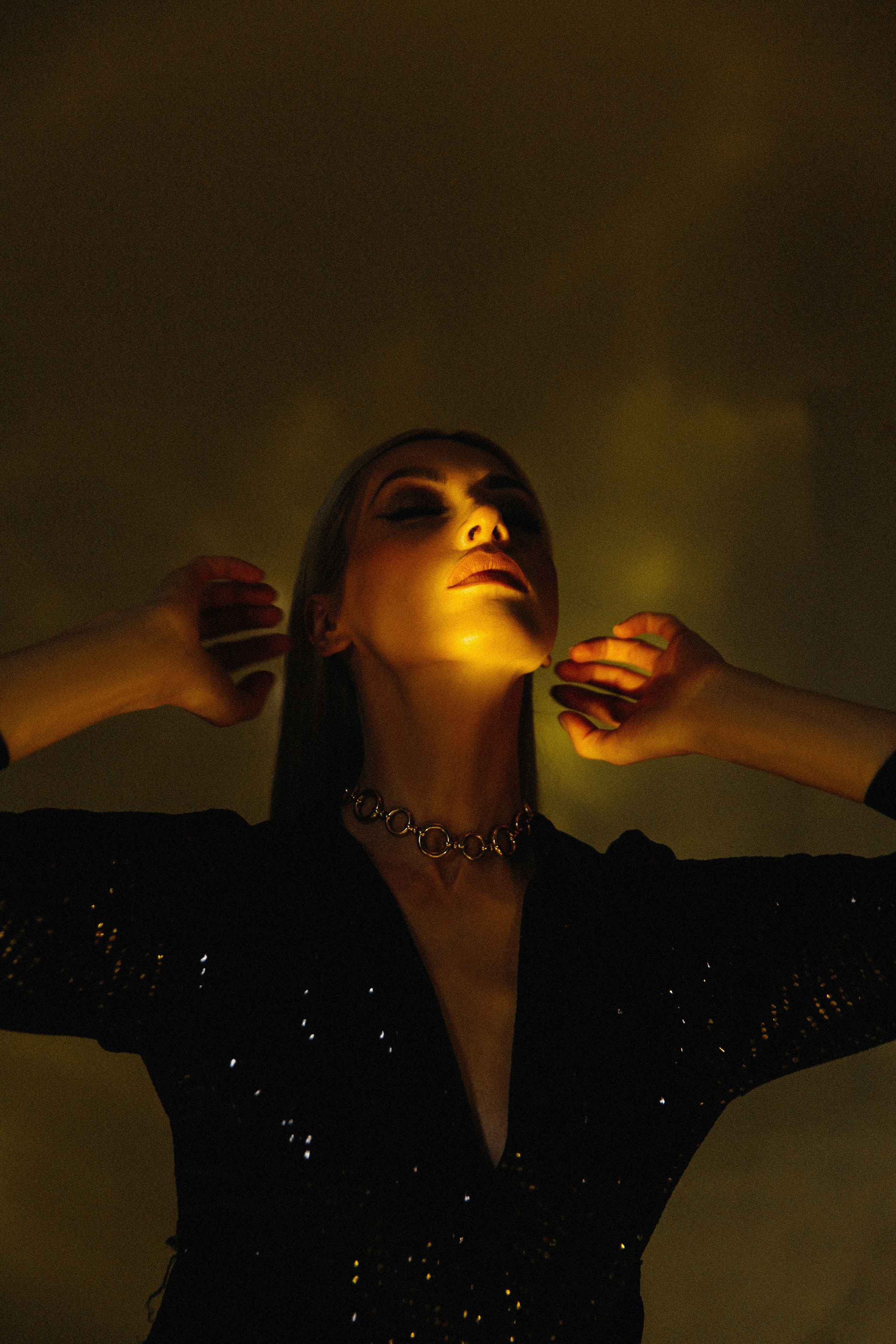 Валя. Главная