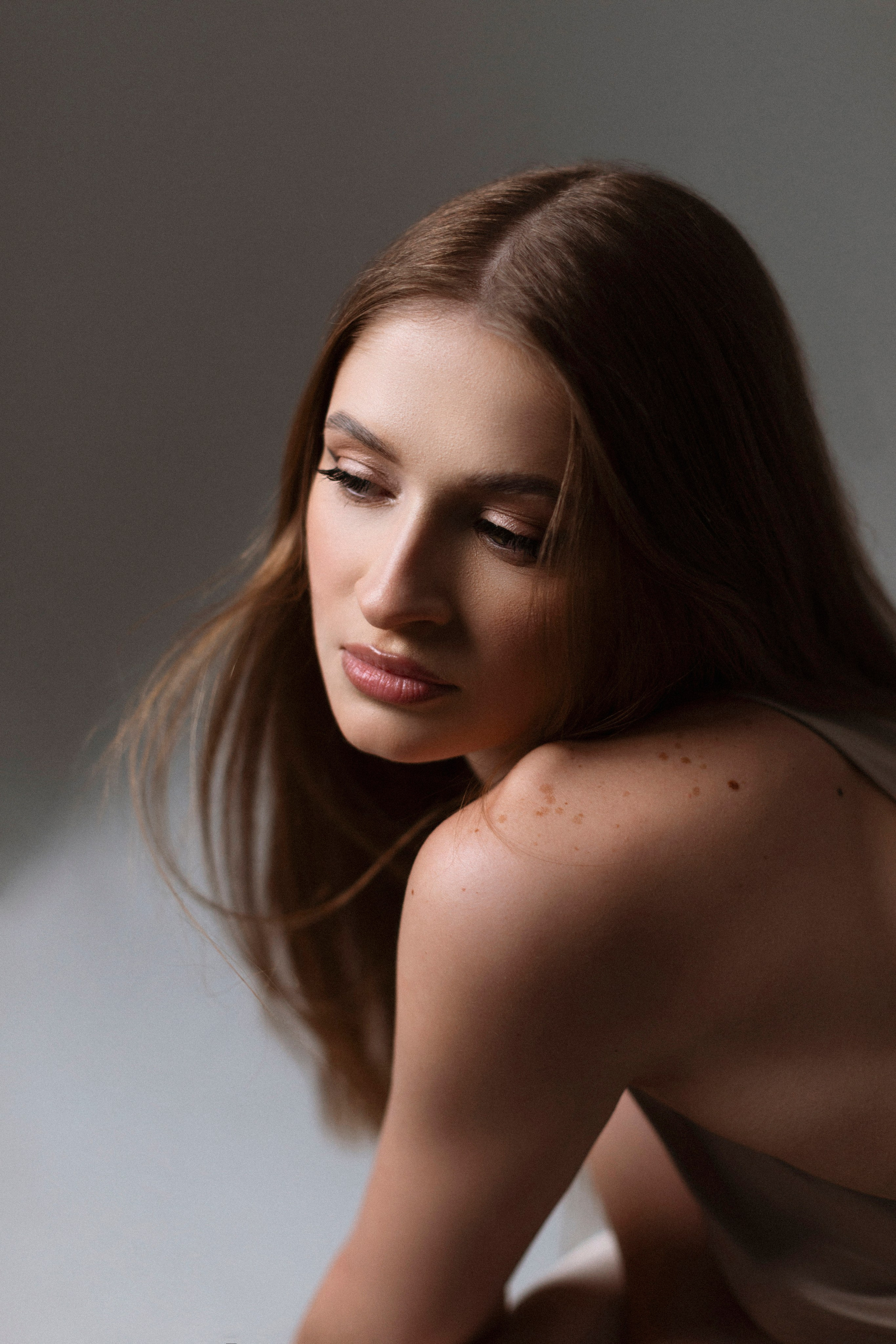 Виктория. Фотограф Мария Щеголькова. Чувственный женский портрет