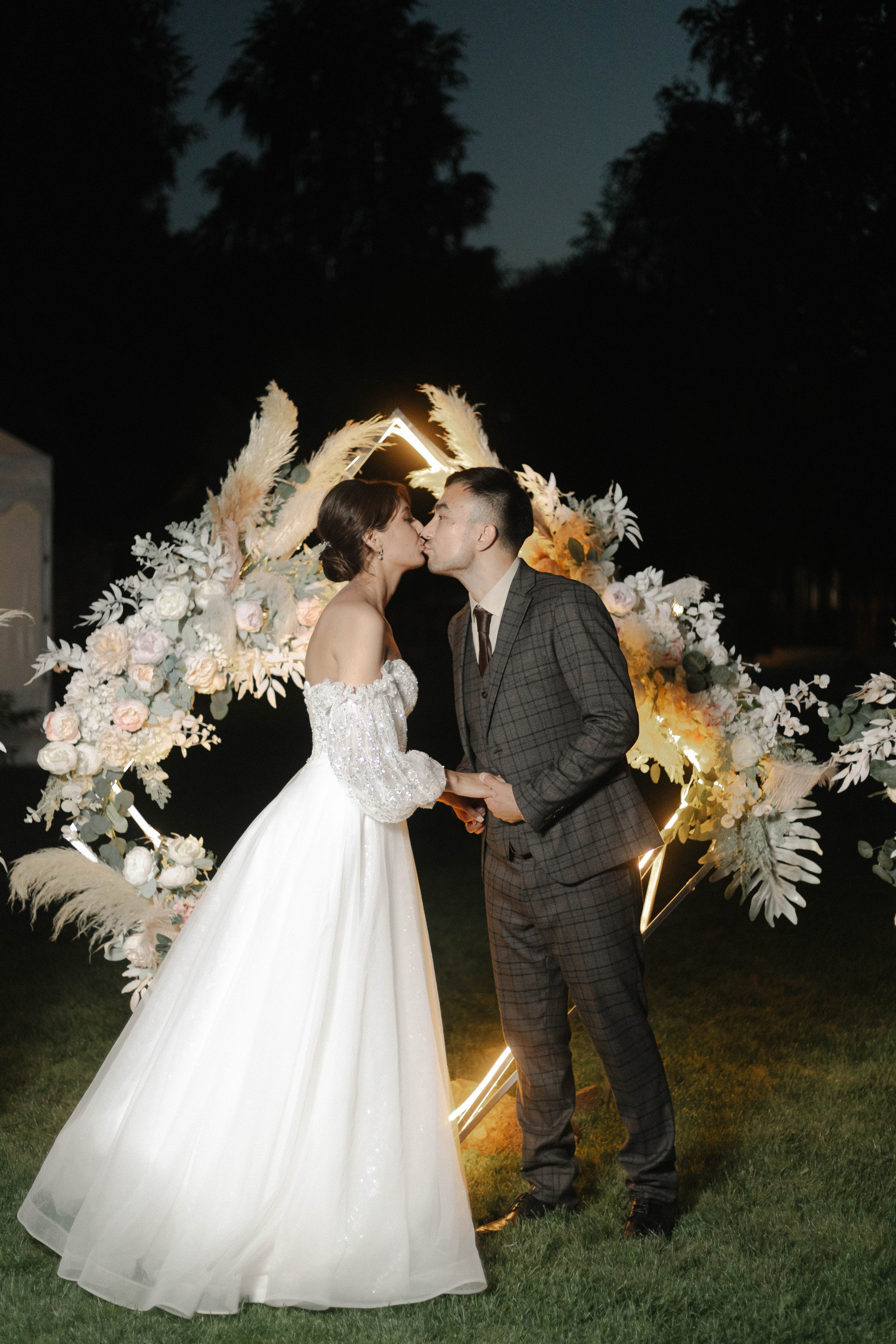 Первое дуновение ветра. Свадебный фотограф видеограф Новосибирск Кемерово Калининград