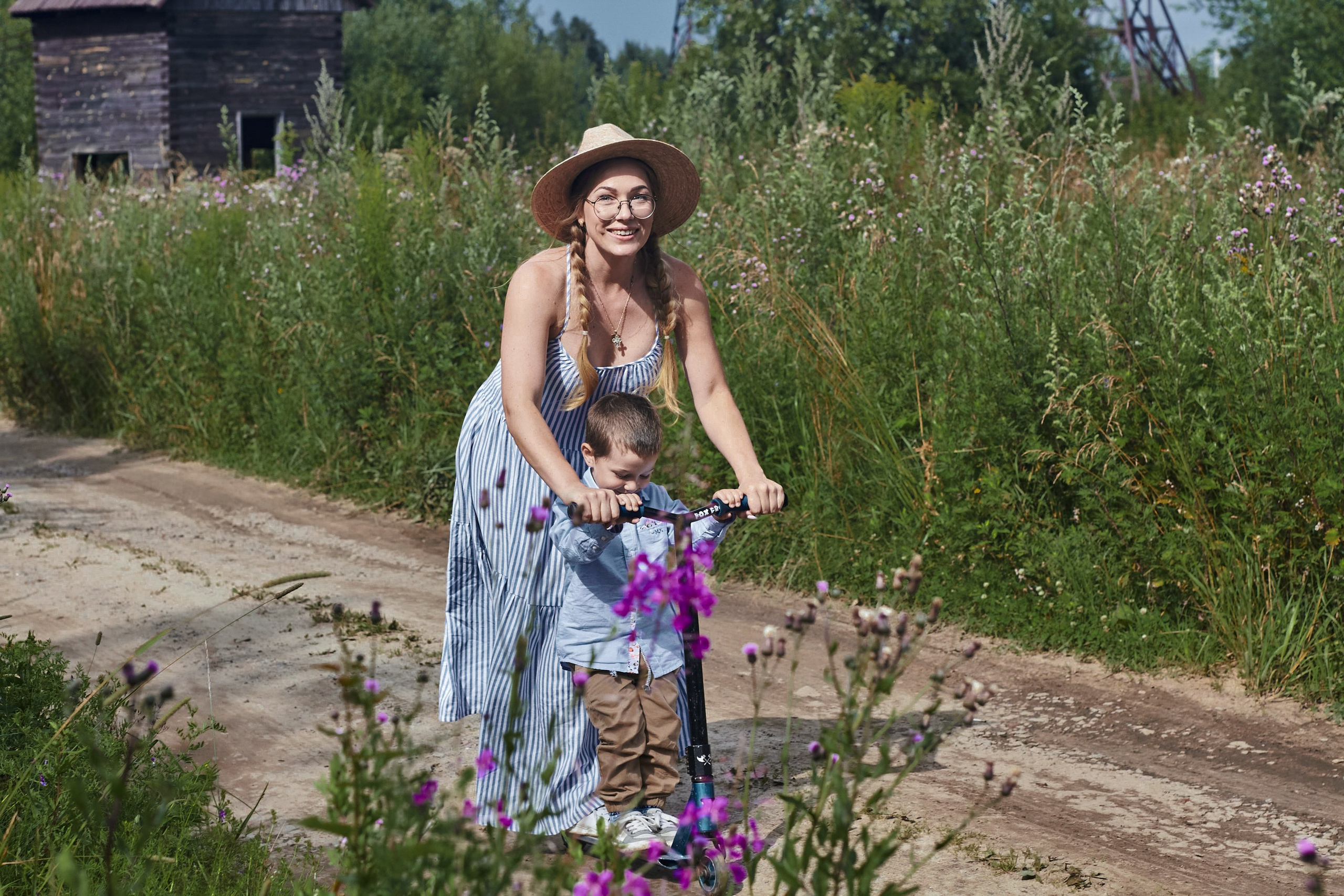 Семейная съёмка на старой Мельнице. Свадебный, семейный и контент фотограф в Санкт- Петербурге Елена Грие
