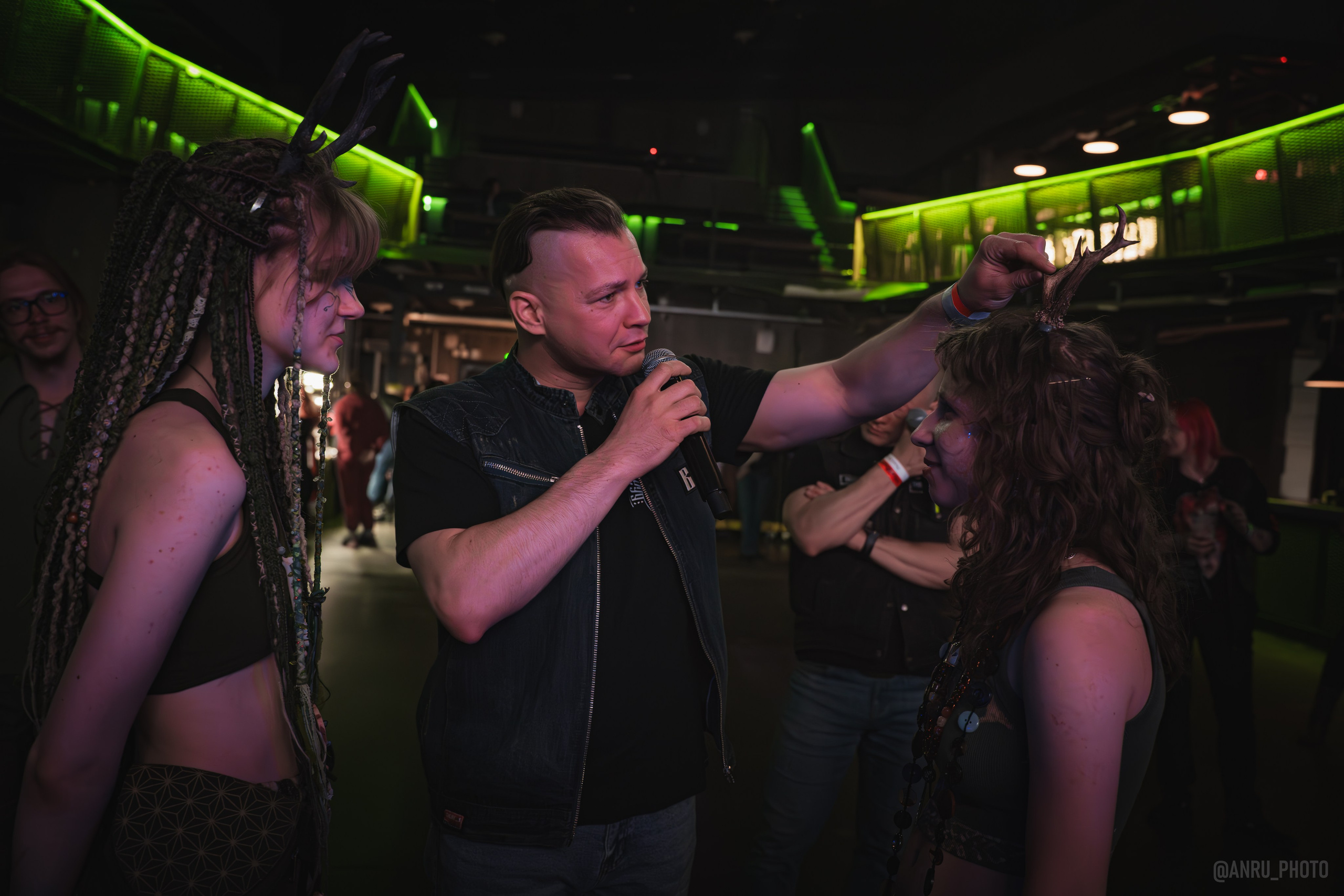 Выставка, гости на Nord fest. Репортажный фотограф Анастасия Рубцова