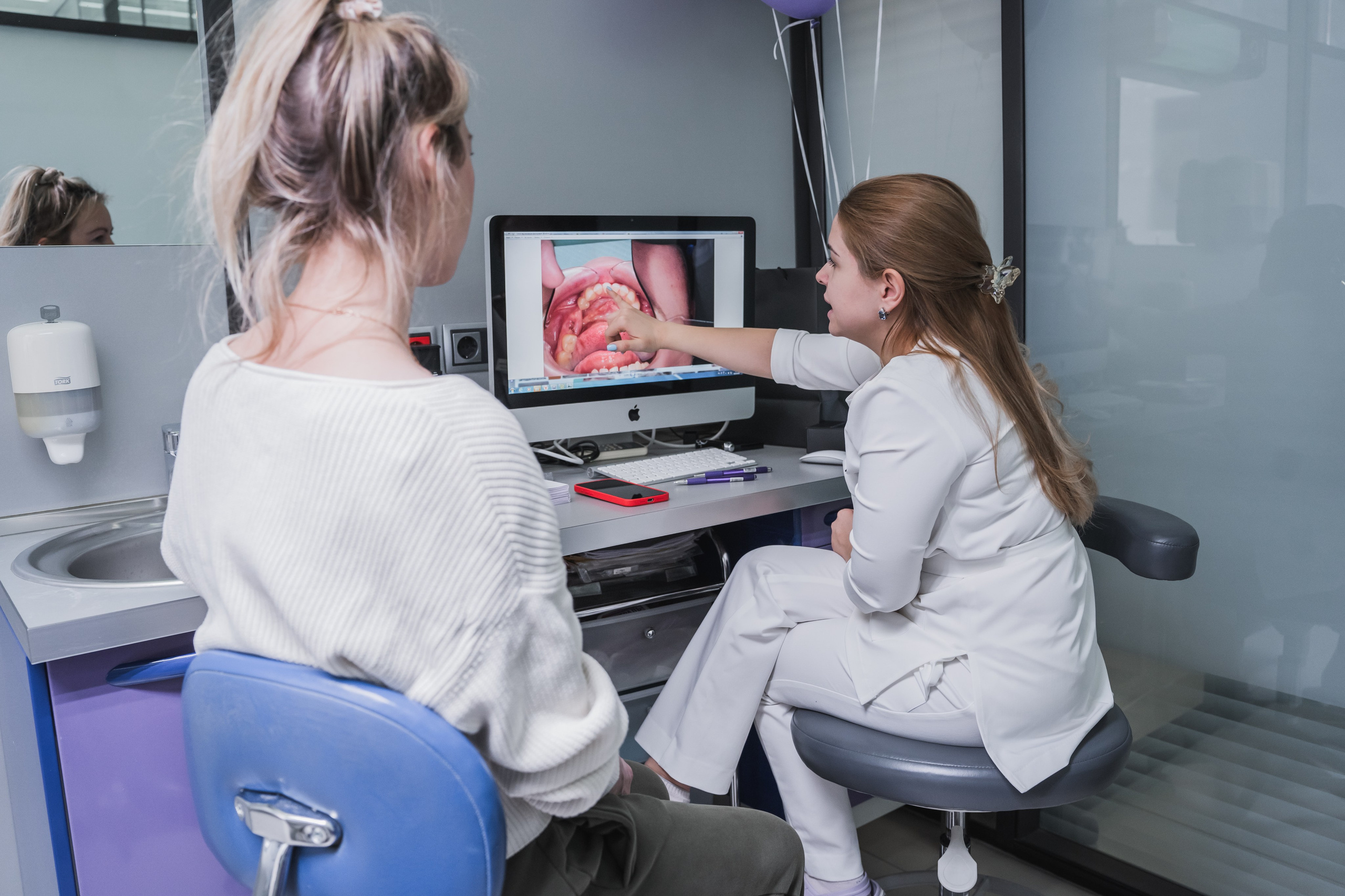 День ортодонтии в стоматологии Avantis. Репортажный фотограф Анастасия Рубцова