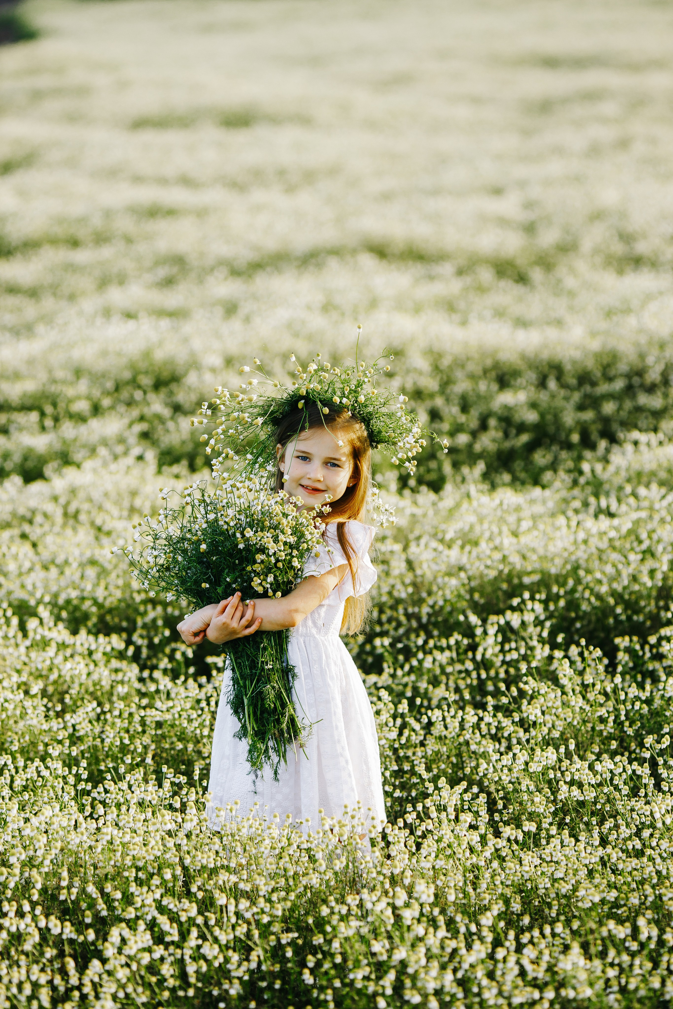 Фотосессии детские и женские в полях. Семейный и детский фотограф в Пскове и Санкт-Петербурге Яна Калинина