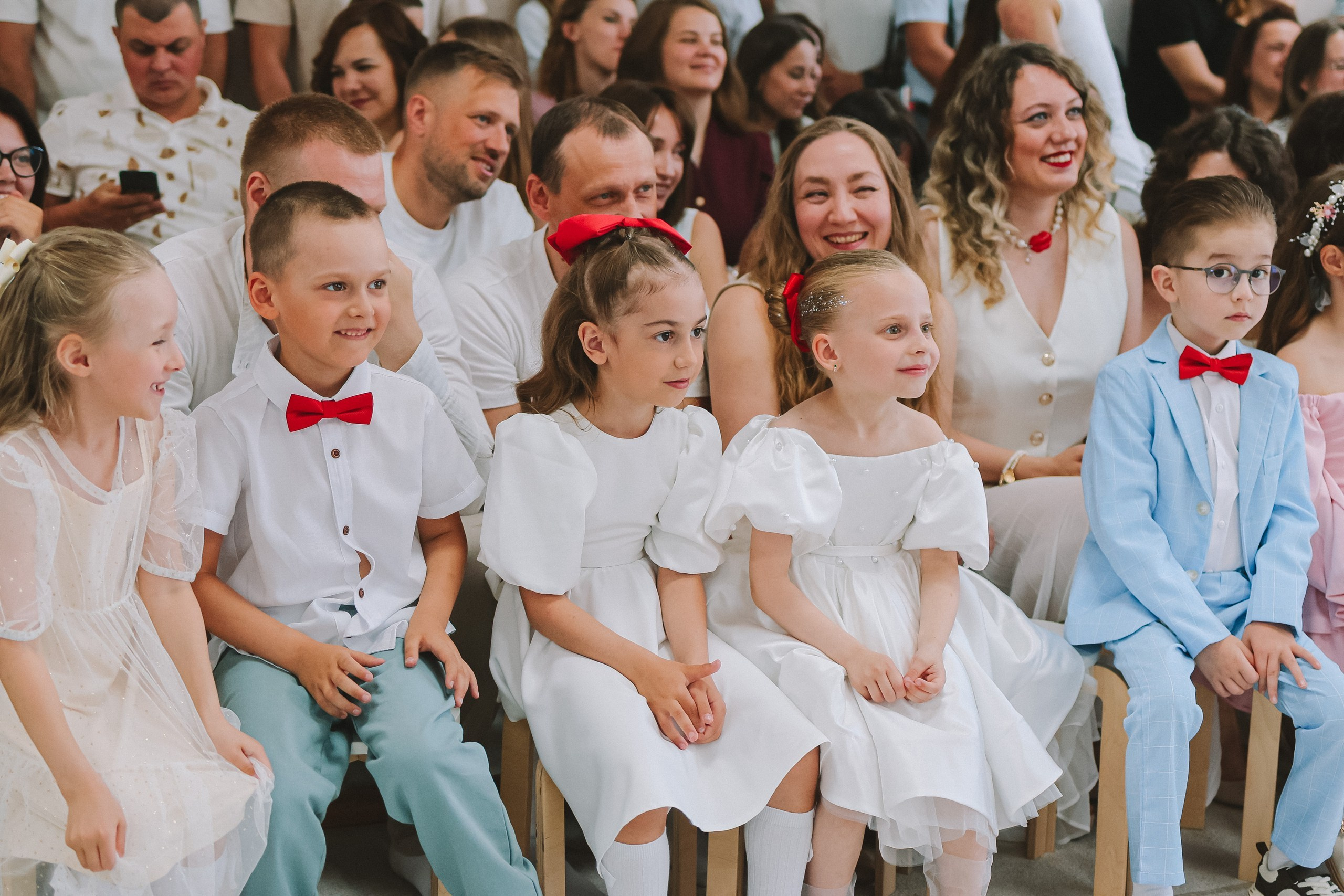 Выпускной репортаж. Семейный фотограф Тюмень, фотограф на роды Салмина Мария