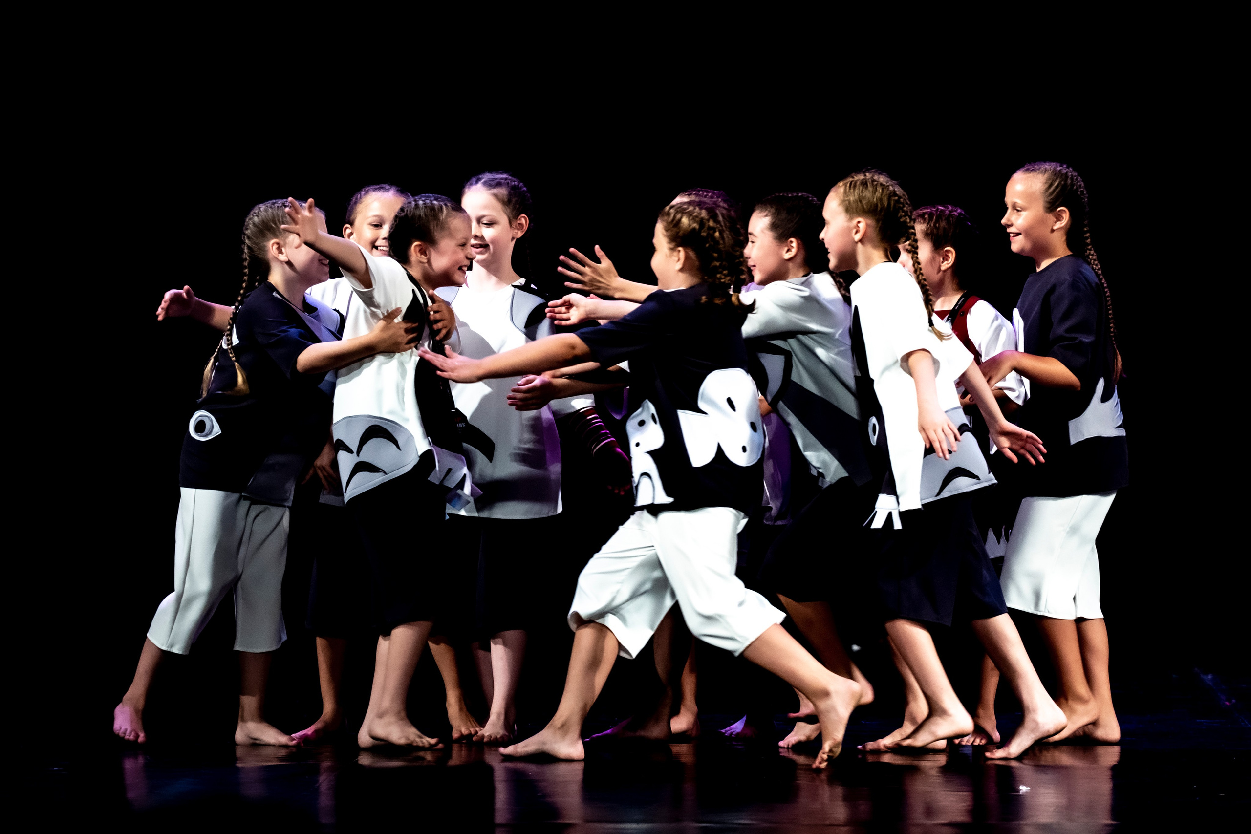 ОТЧЕТНЫЙ КОНЦЕРТ ХОРЕОГРАФИЧЕСКОЙ ШКОЛЫ НИКА. Фотограф в Сочи Юрий Шептаев