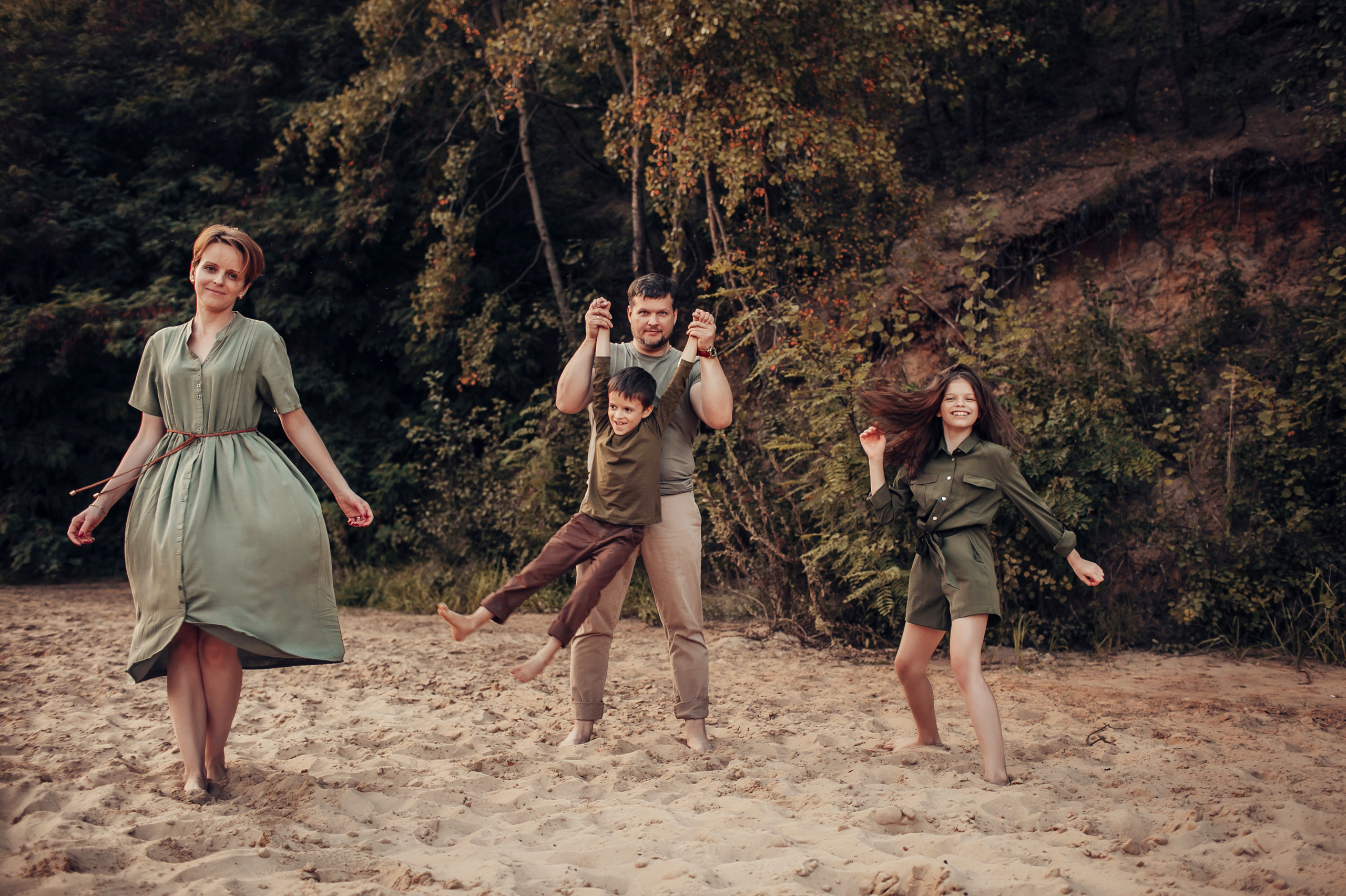 Света, Сергей, Настя и Коля. Детский и семейный фотограф в Москве Анна Ипатьева