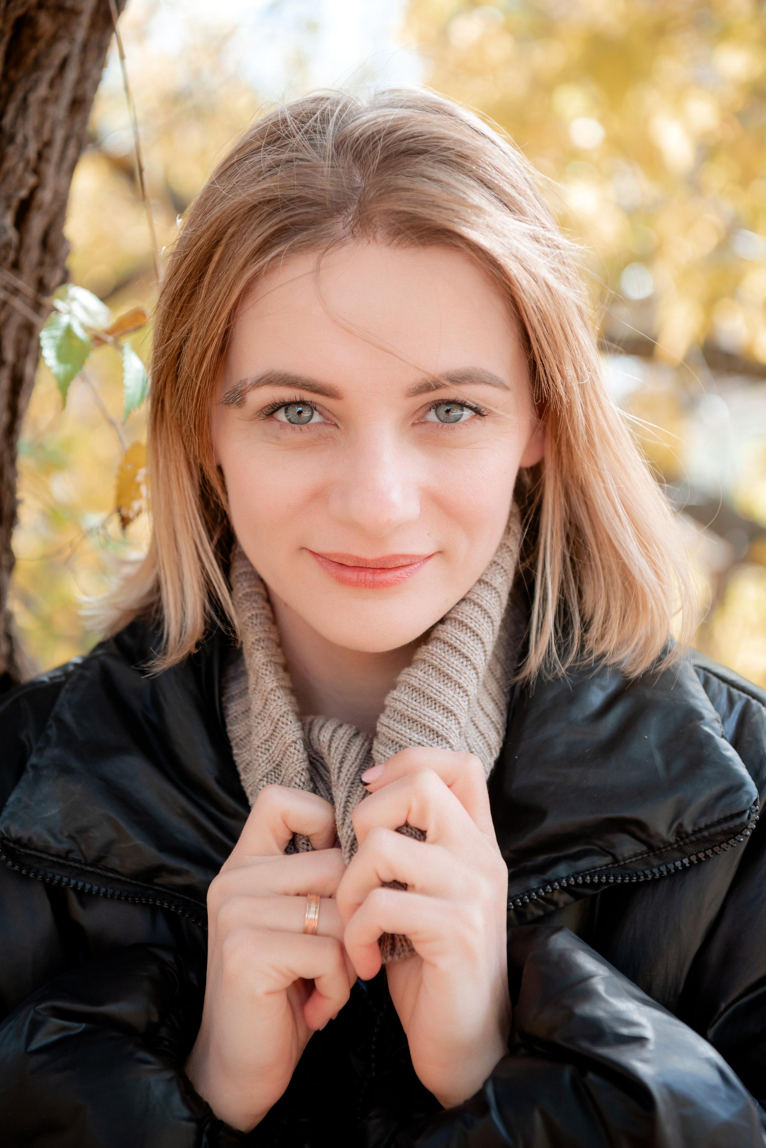 Фотосессия для яркой девушки Лилии на набережной Волгограда. Фотограф в Волгограде и Волжском Александр Горбань