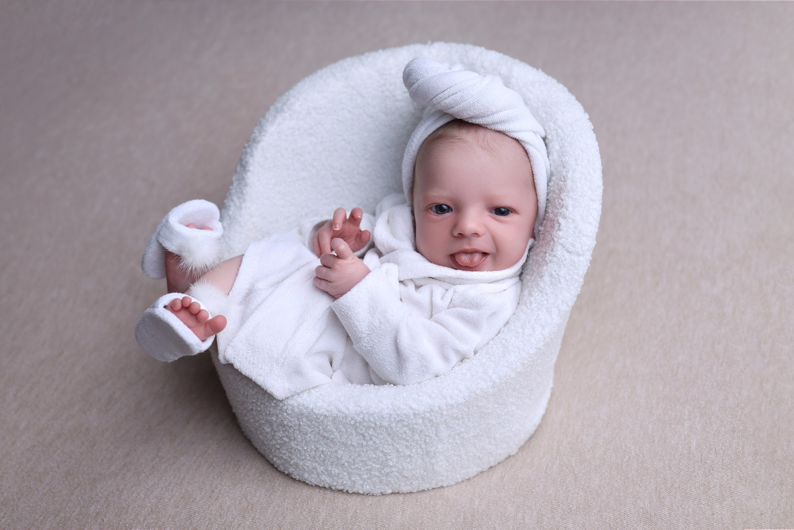 Newborn девочки. Фотограф новорожденных Модяева Ирина